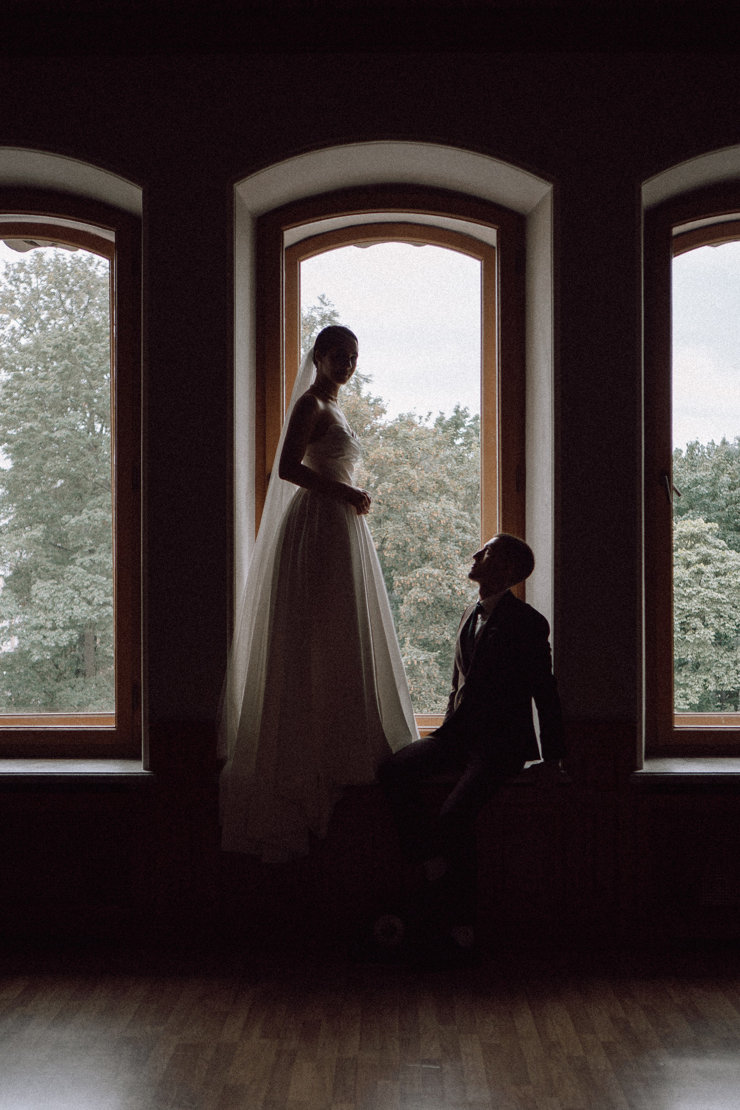 СВАДЕБНАЯ ПРОГУЛКА В САНТК-ПЕТЕРБУРГЕ (ИСАКИЕВСКИЙ СОБОР, ЗИМНЯЯ КАНАВКА, ЭРМИТАЖ И БОЛЬШАЯ МОРСКАЯ УЛИЦА). Профессиональный фотограф, Санкт-Петербург — Виктория Богомолова