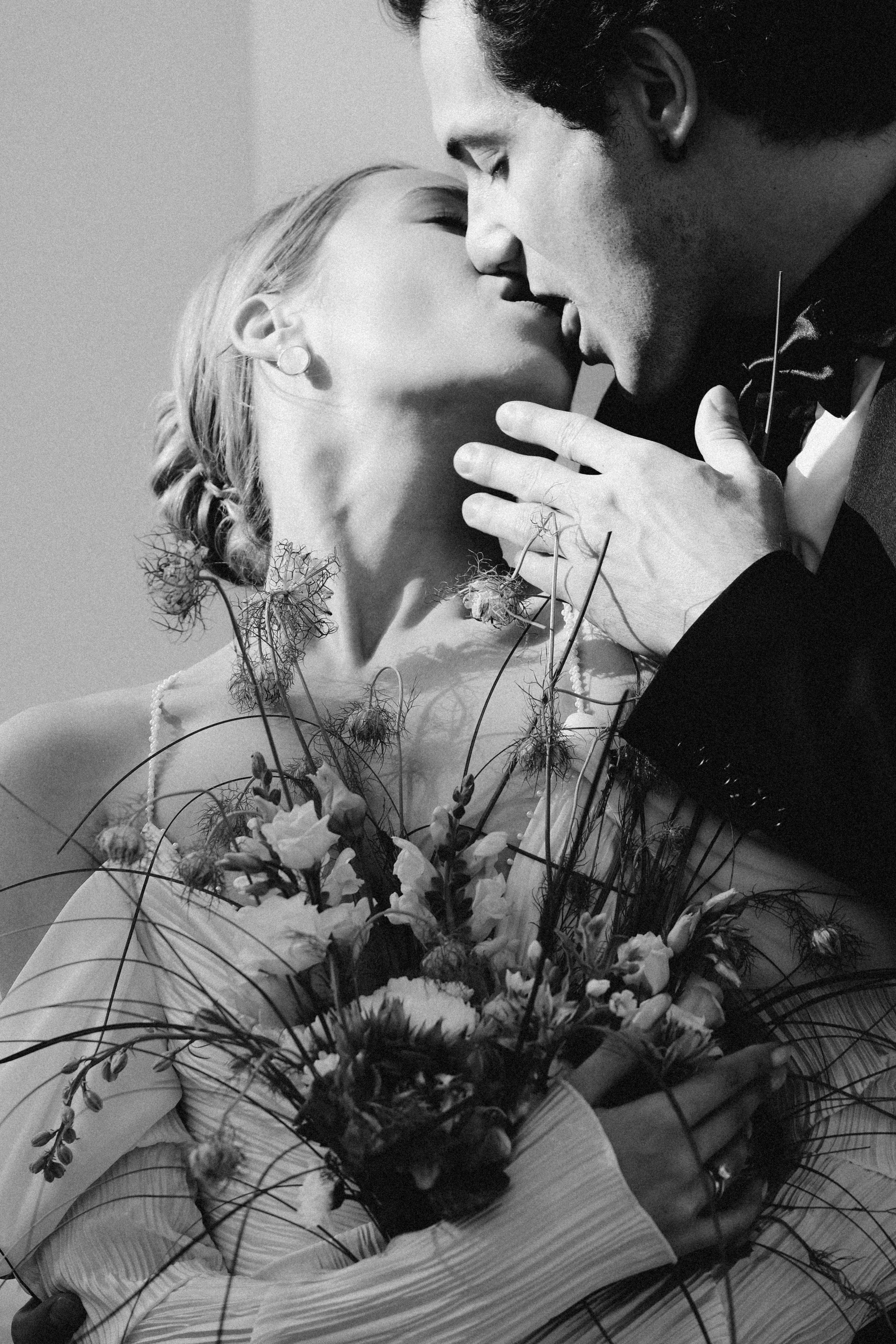 СВАДЕБНАЯ СЬЕМКА В ПАРКЕ ОРАНИЕНБАУМ. Профессиональный фотограф, Санкт-Петербург — Виктория Богомолова