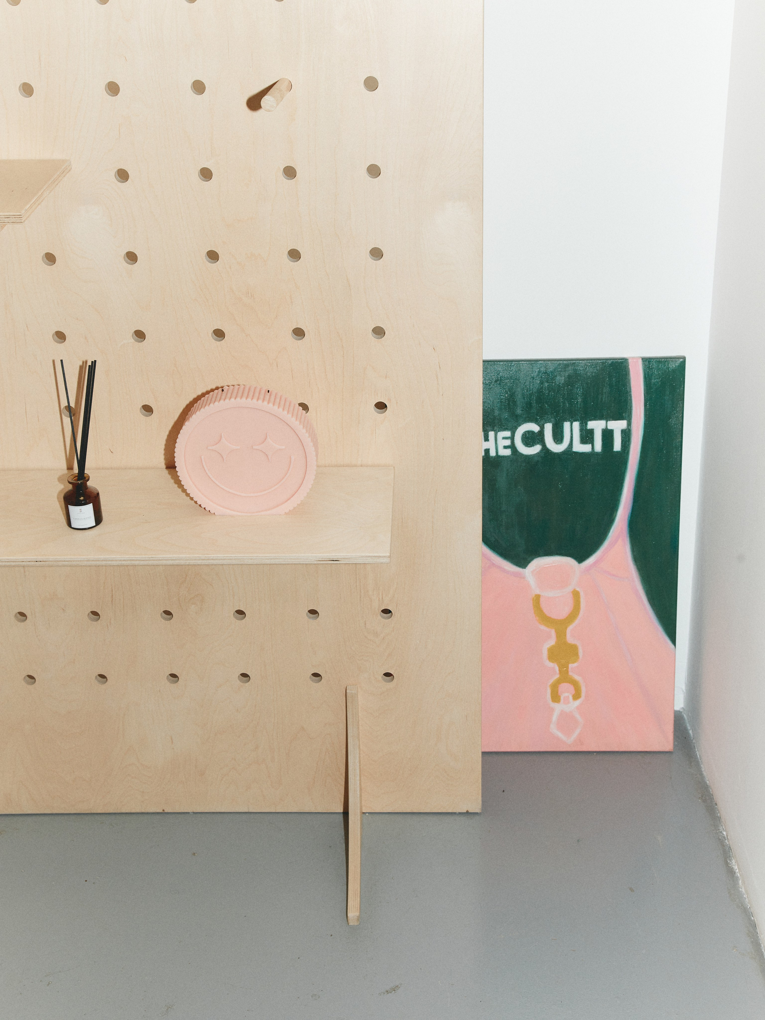 CHAIKA x THE CULTT working girl. Photographer Daria Ilkevich