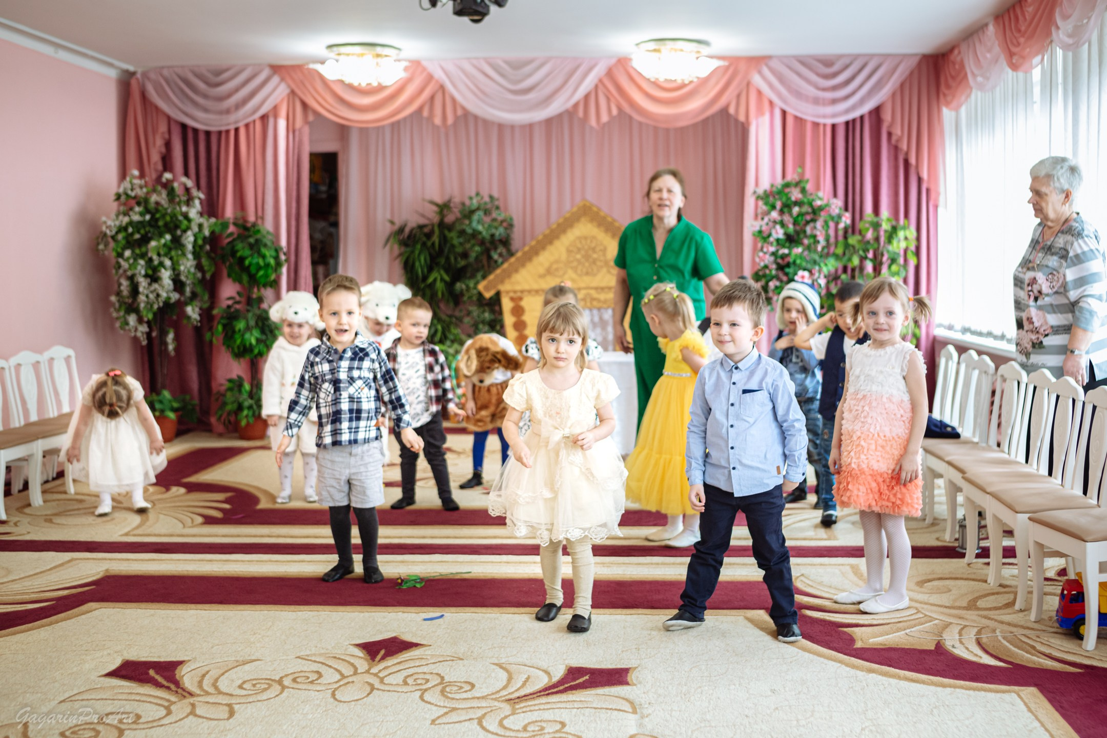 Репортажная съёмка в саду на праздник. GagarinProArt