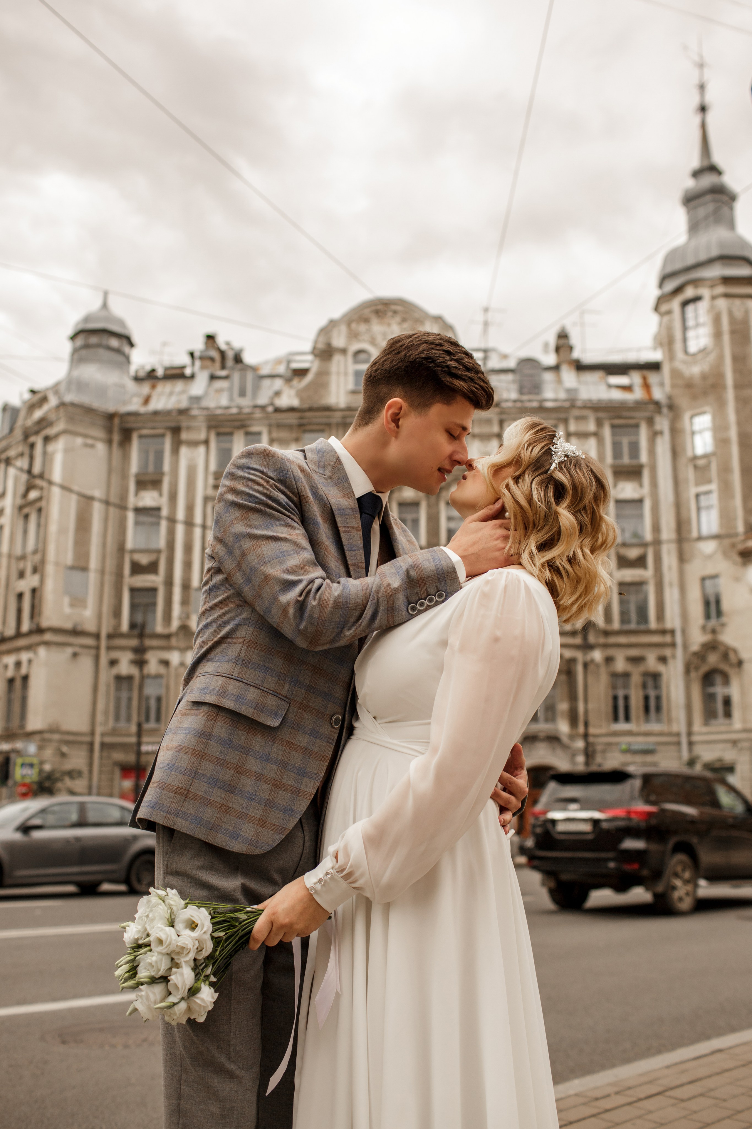 Татьяна и Евгений. Золотая осень на Петроградской стороне и в Пушкине. Свадебный фотограф Кирилл Белый