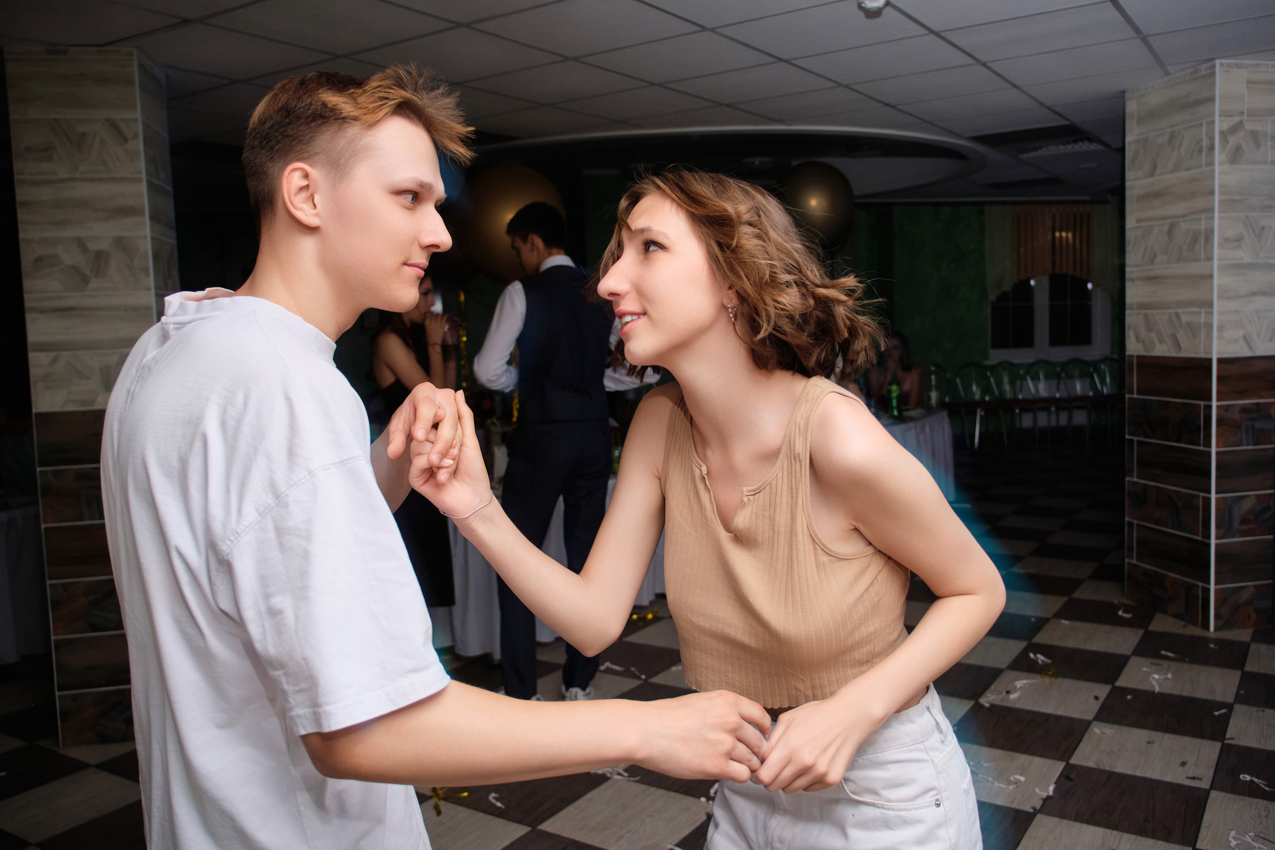 Выпускной 25 гимназии г. Минска. Репортажный фотограф Дмитрий Литвинский. Минск, Беларусь, мир