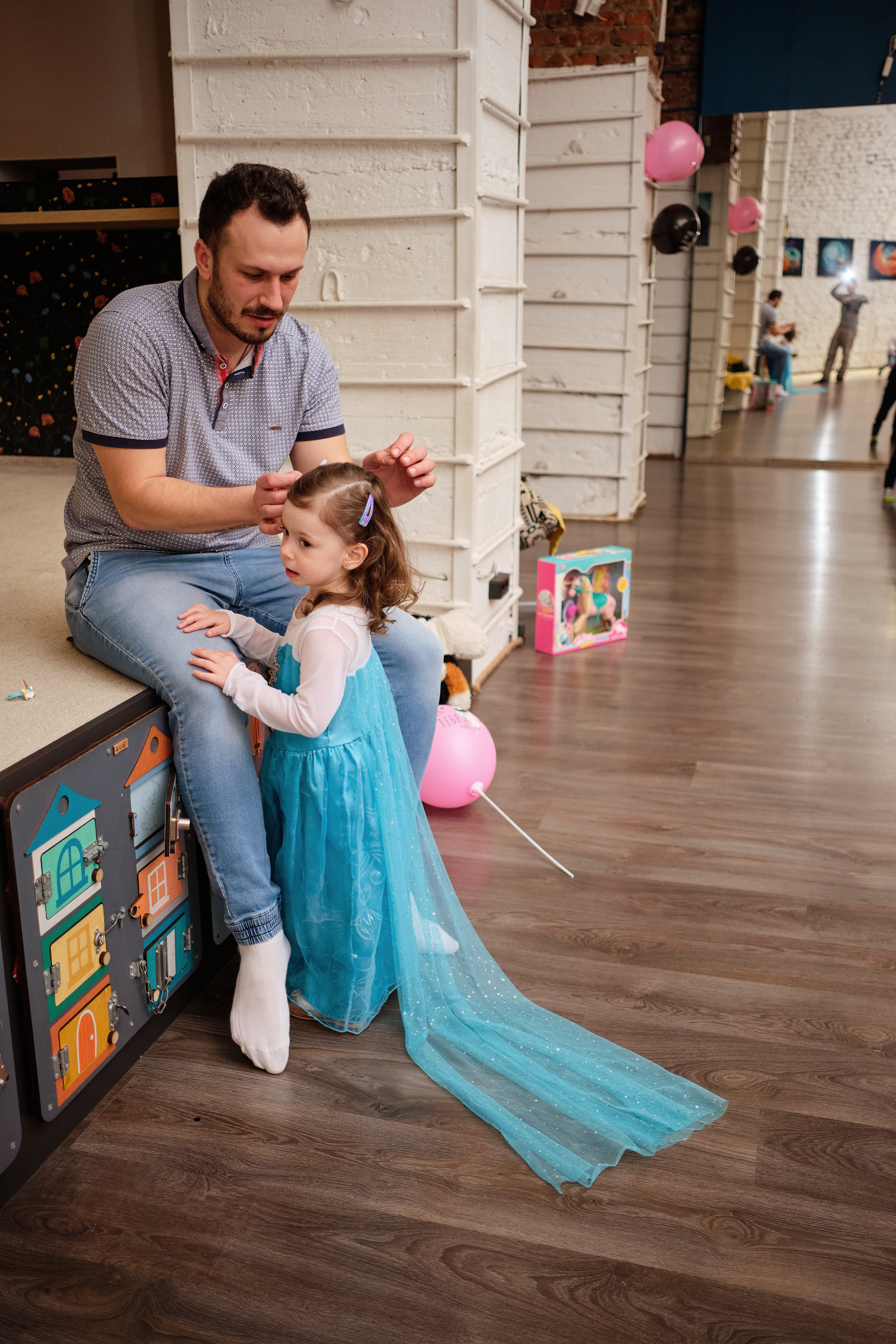 Детский день рождения Авроры в пространстве Мамский дом. Репортажный фотограф Дмитрий Литвинский. Минск, Беларусь, мир