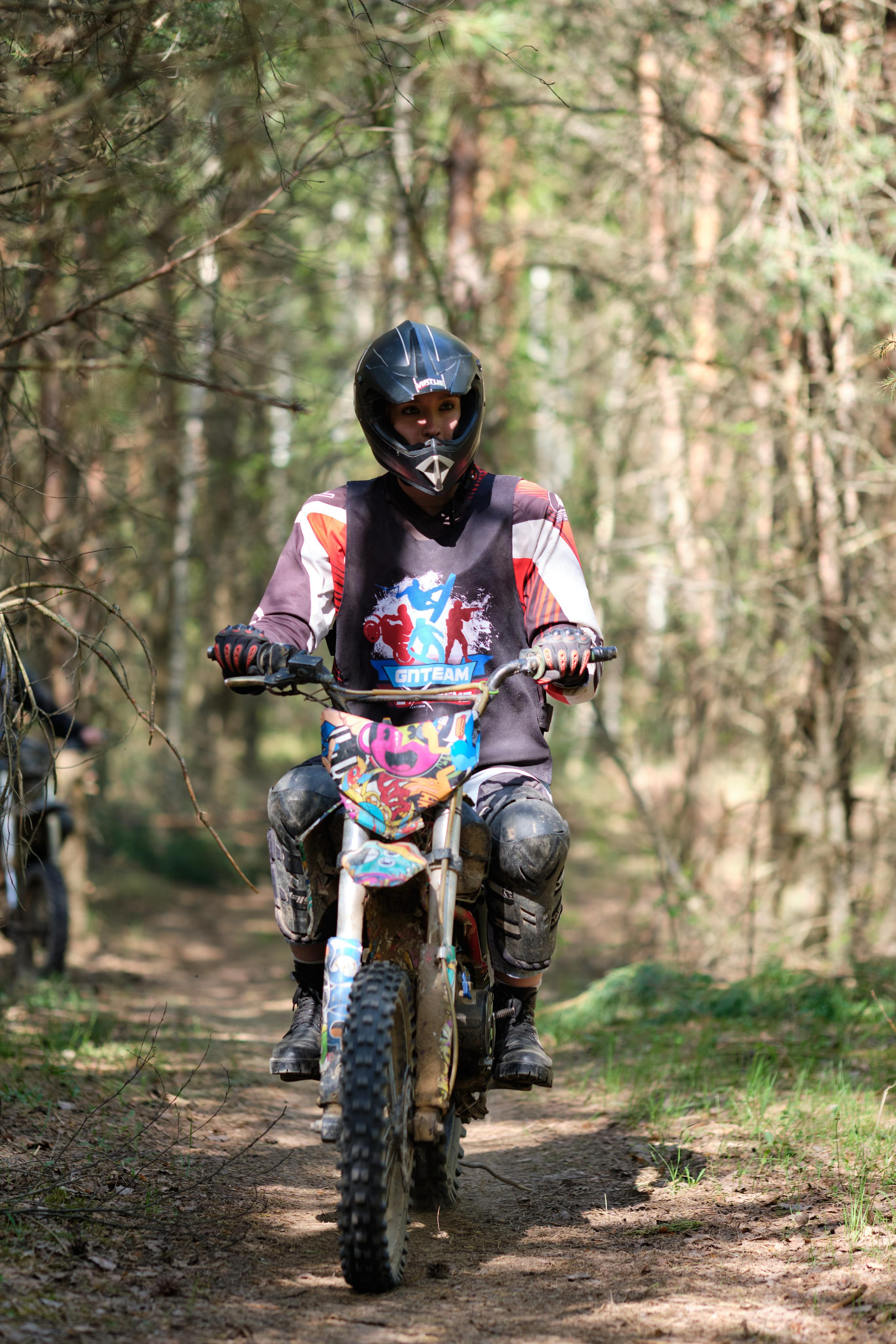 Snos koles. Репортажный фотограф Дмитрий Литвинский. Минск, Беларусь, мир