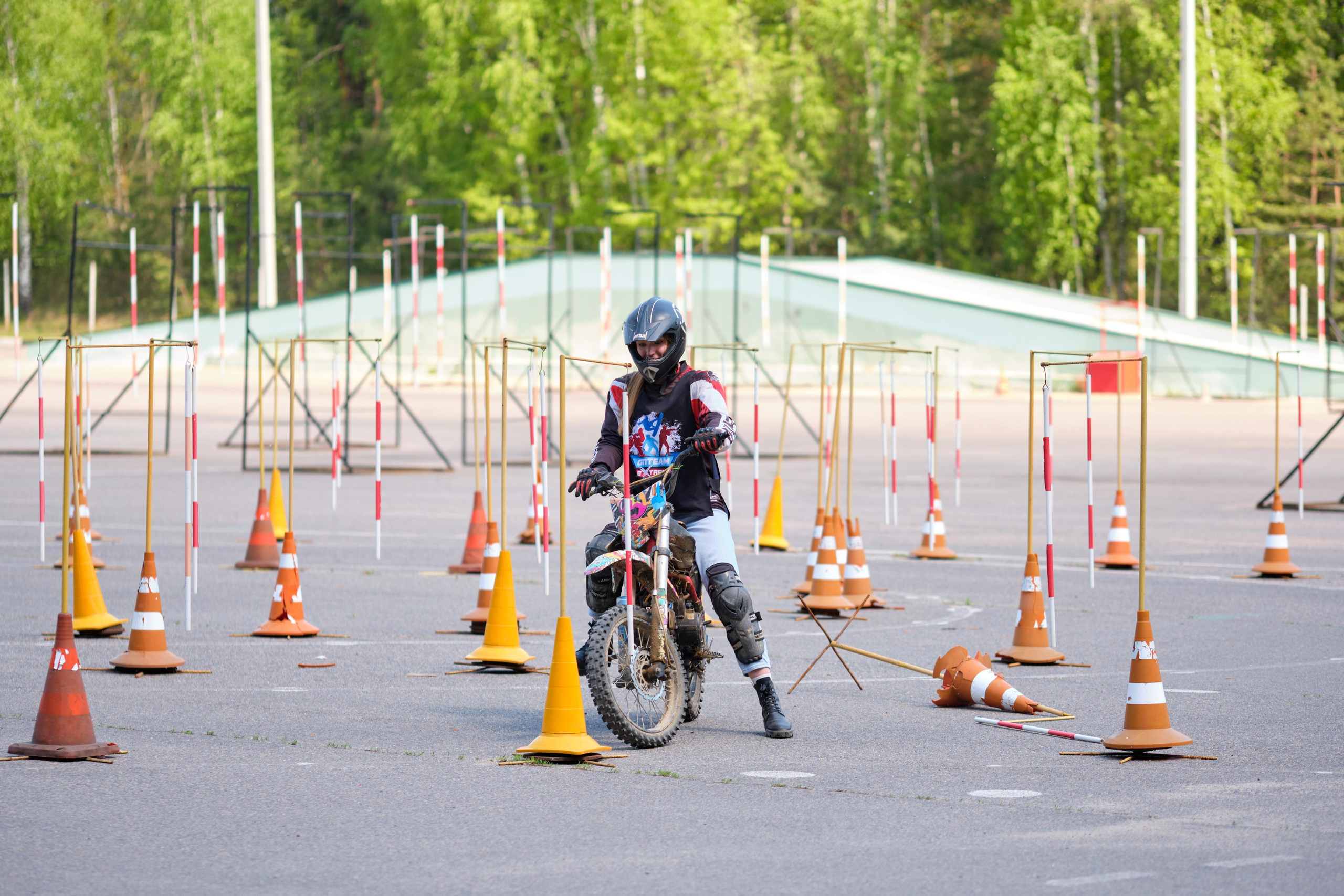 Snos koles. Репортажный фотограф Дмитрий Литвинский. Минск, Беларусь, мир