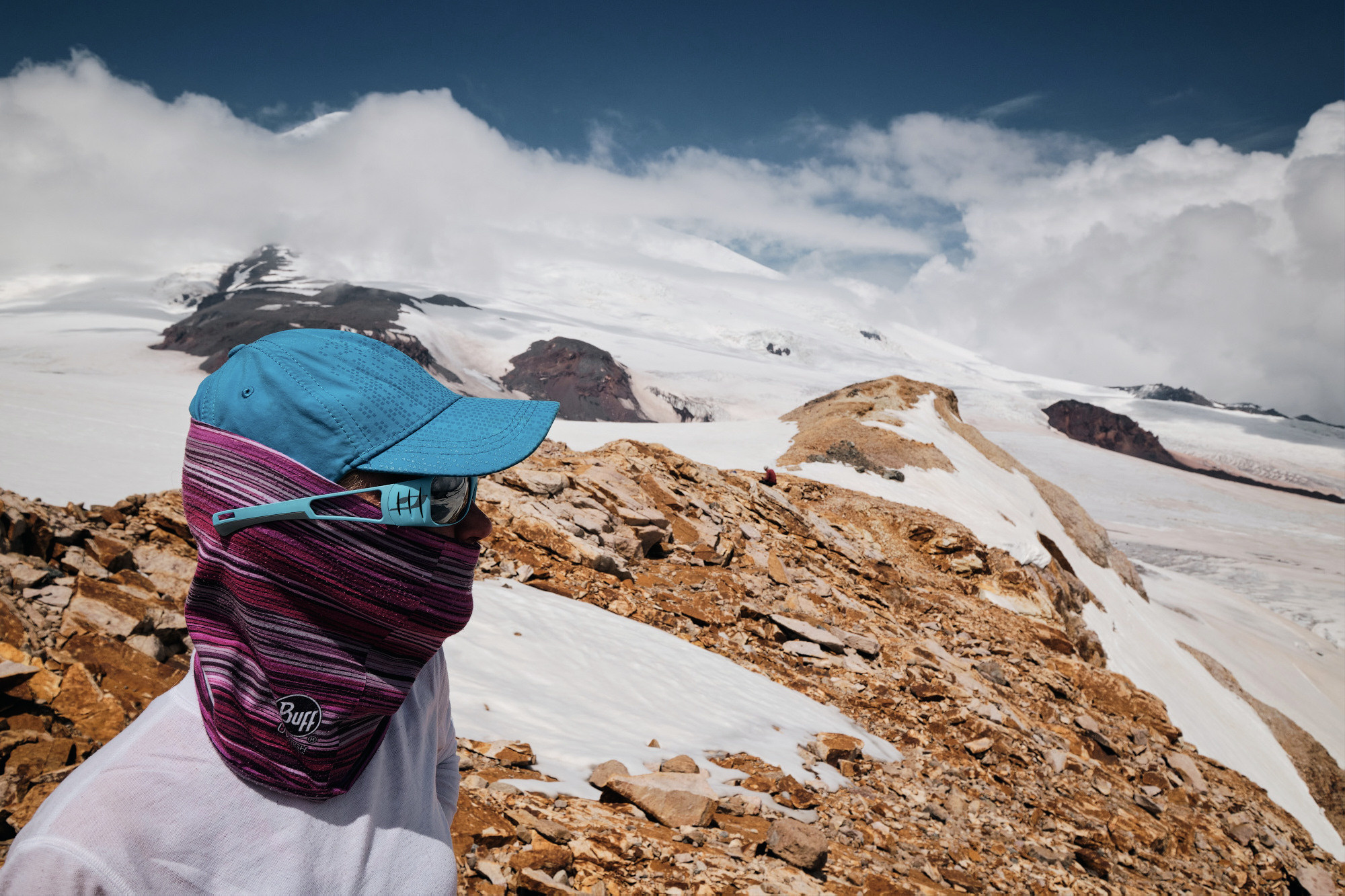 Эльбрус с востока. Июнь 2019 года. Репортажный фотограф Дмитрий Литвинский. Минск, Беларусь, мир