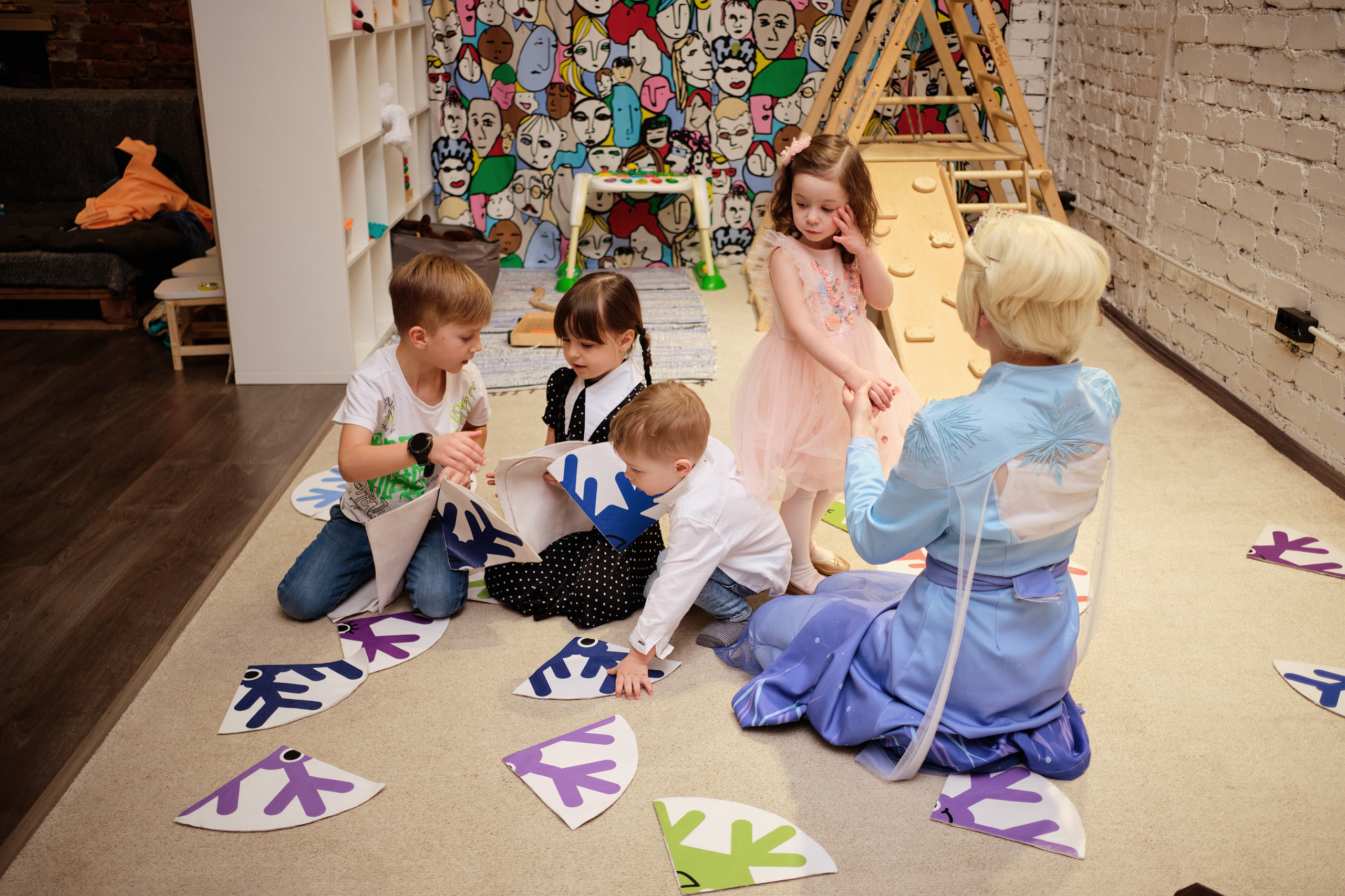 Детский день рождения Авроры в пространстве Мамский дом. Репортажный фотограф Дмитрий Литвинский. Минск, Беларусь, мир