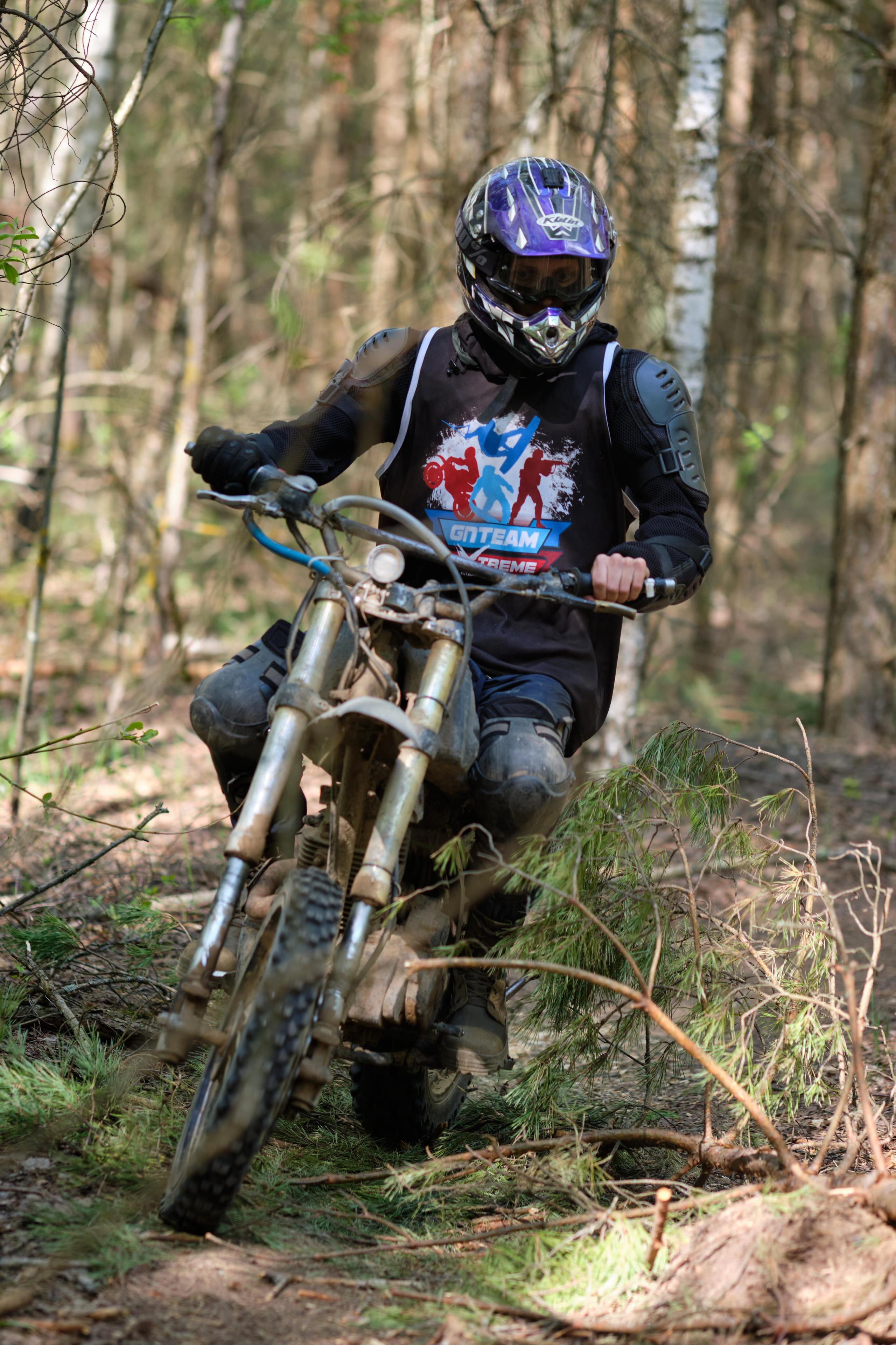 Snos koles. Репортажный фотограф Дмитрий Литвинский. Минск, Беларусь, мир