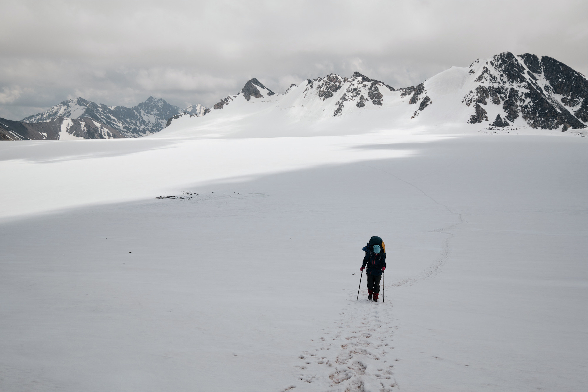 Эльбрус с востока. Июнь 2019 года. Репортажный фотограф Дмитрий Литвинский. Минск, Беларусь, мир