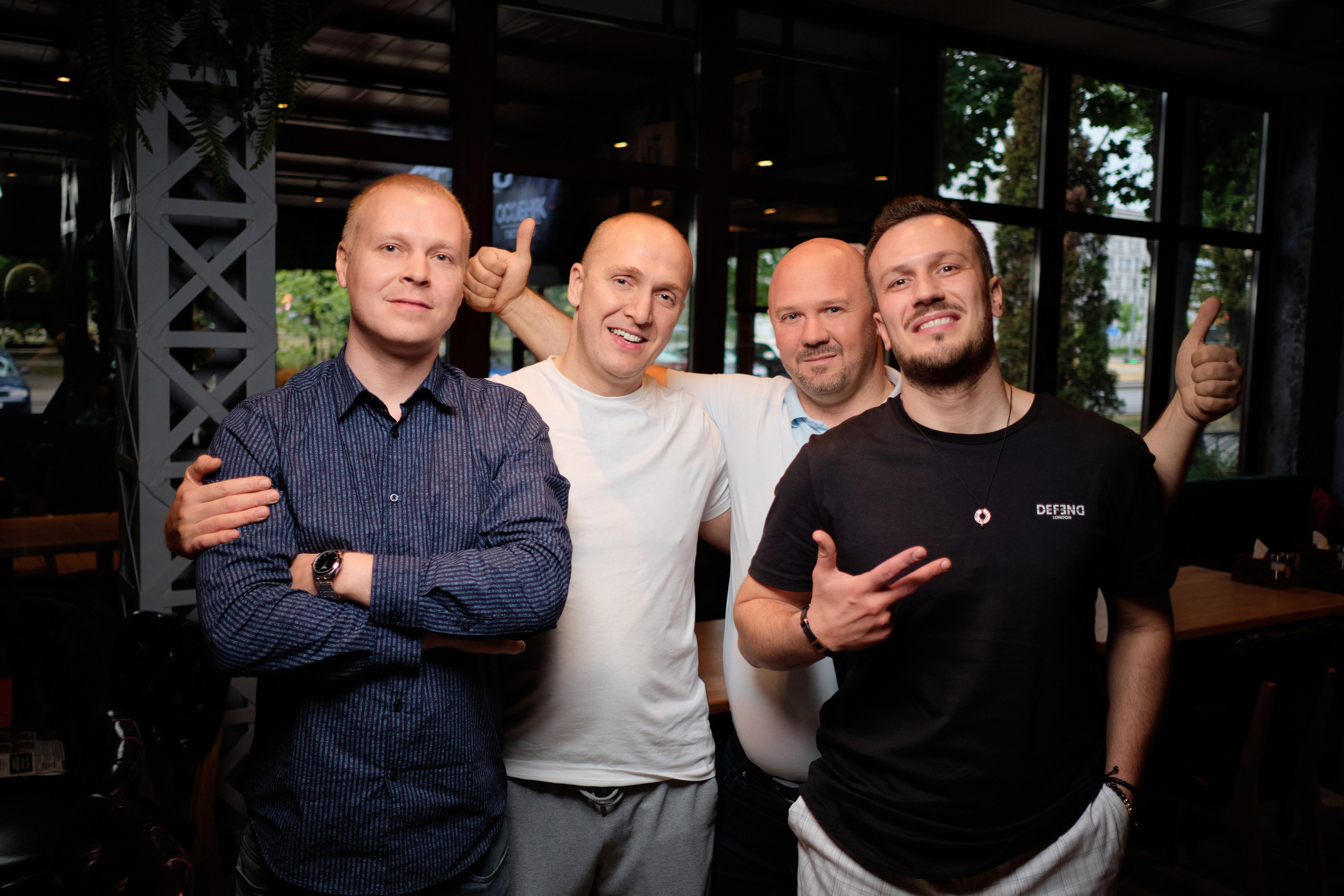 День рождения Александра в гастропабе Особняк. Репортажный фотограф Дмитрий Литвинский. Минск, Беларусь, мир