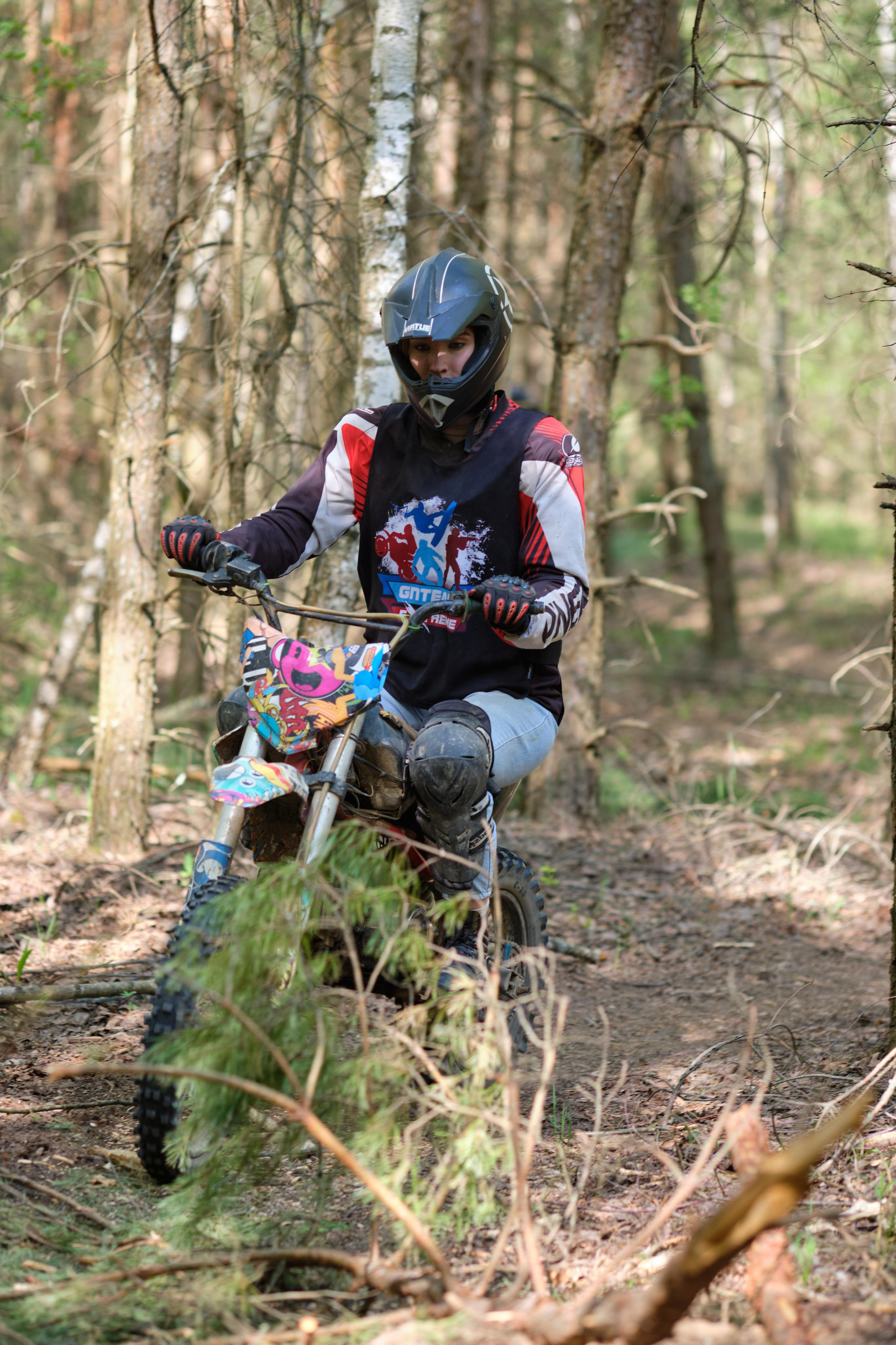 Snos koles. Репортажный фотограф Дмитрий Литвинский. Минск, Беларусь, мир