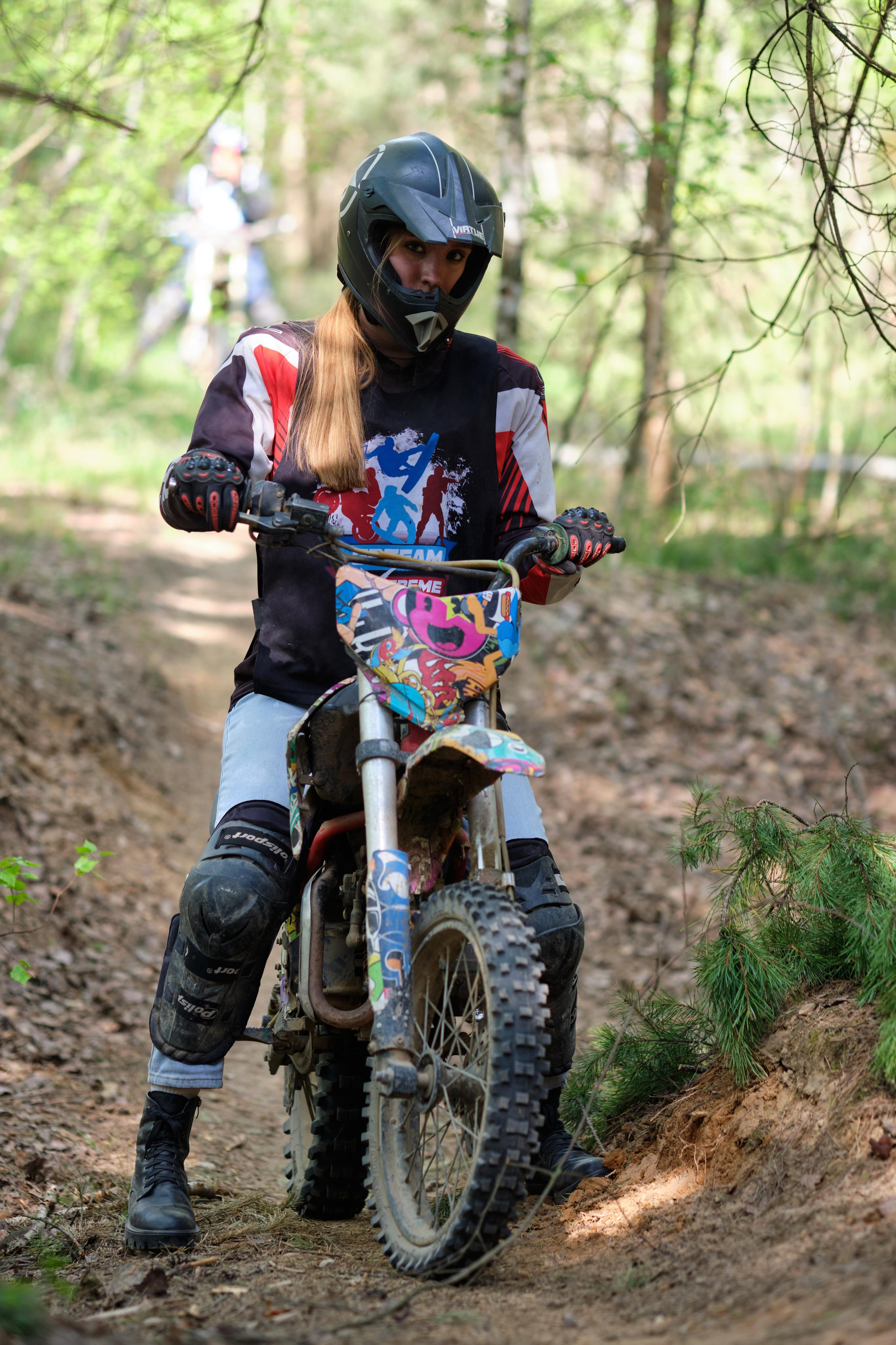 Snos koles. Репортажный фотограф Дмитрий Литвинский. Минск, Беларусь, мир