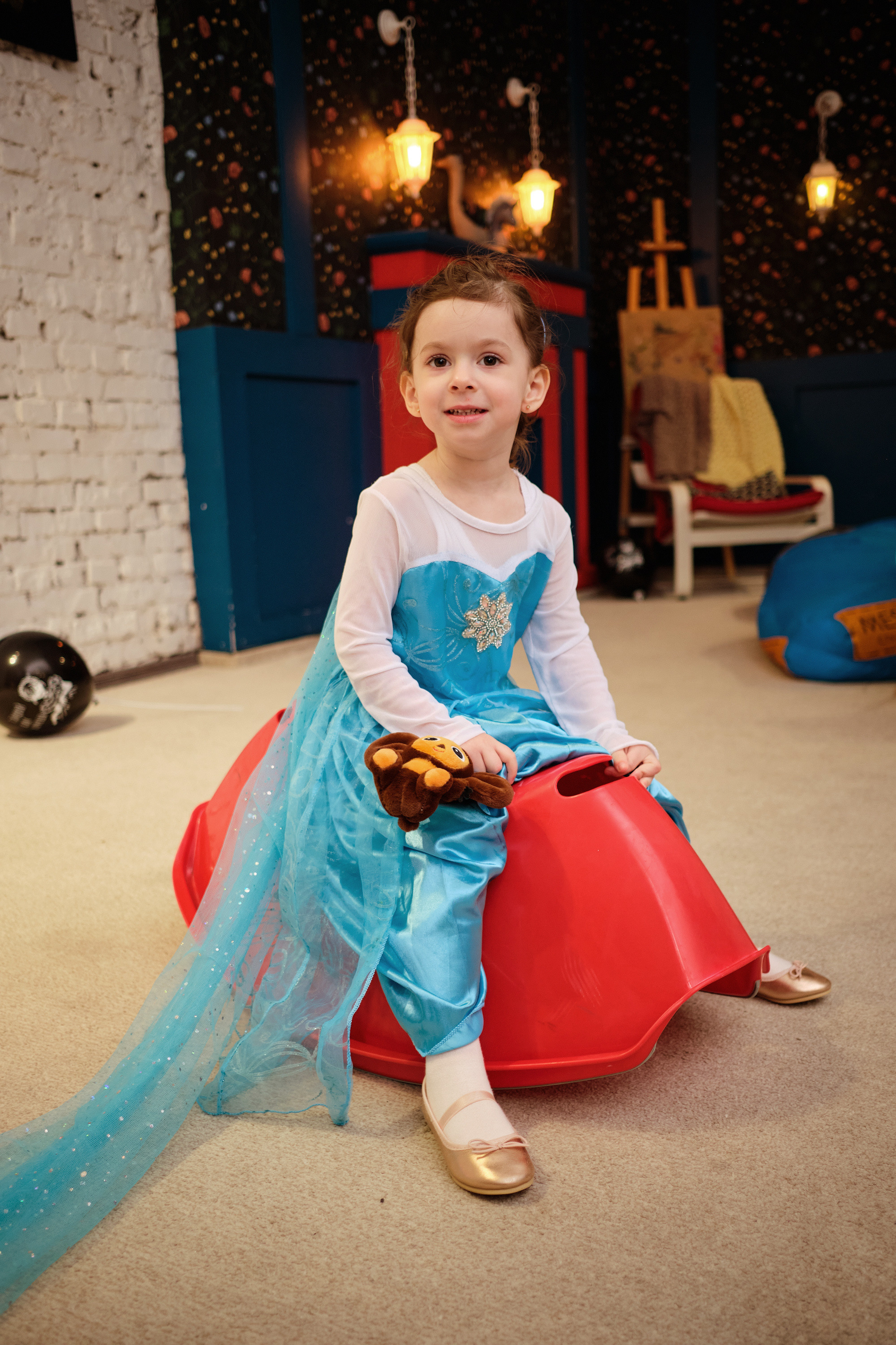 Детский день рождения Авроры в пространстве Мамский дом. Репортажный фотограф Дмитрий Литвинский. Минск, Беларусь, мир