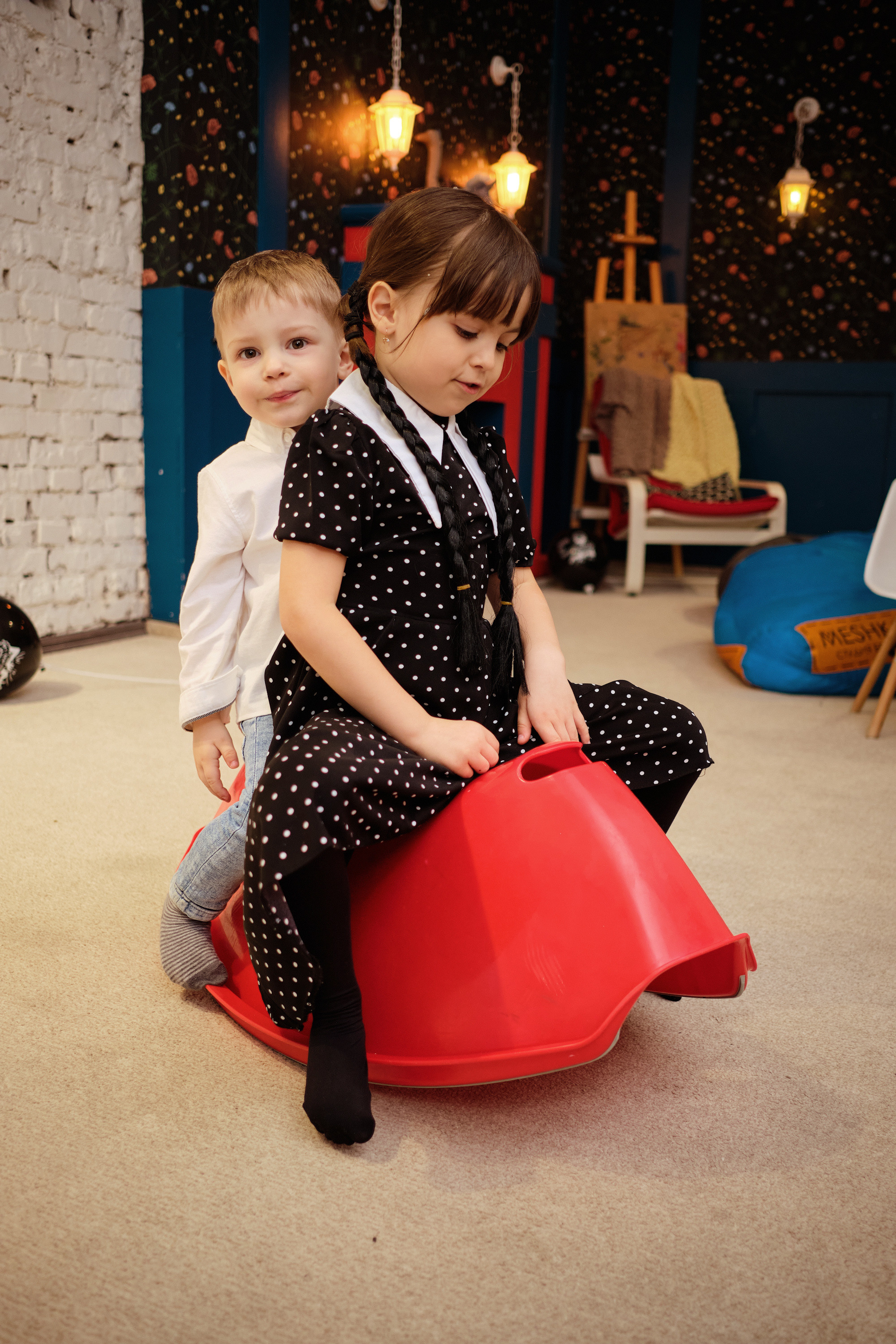 Детский день рождения Авроры в пространстве Мамский дом. Репортажный фотограф Дмитрий Литвинский. Минск, Беларусь, мир