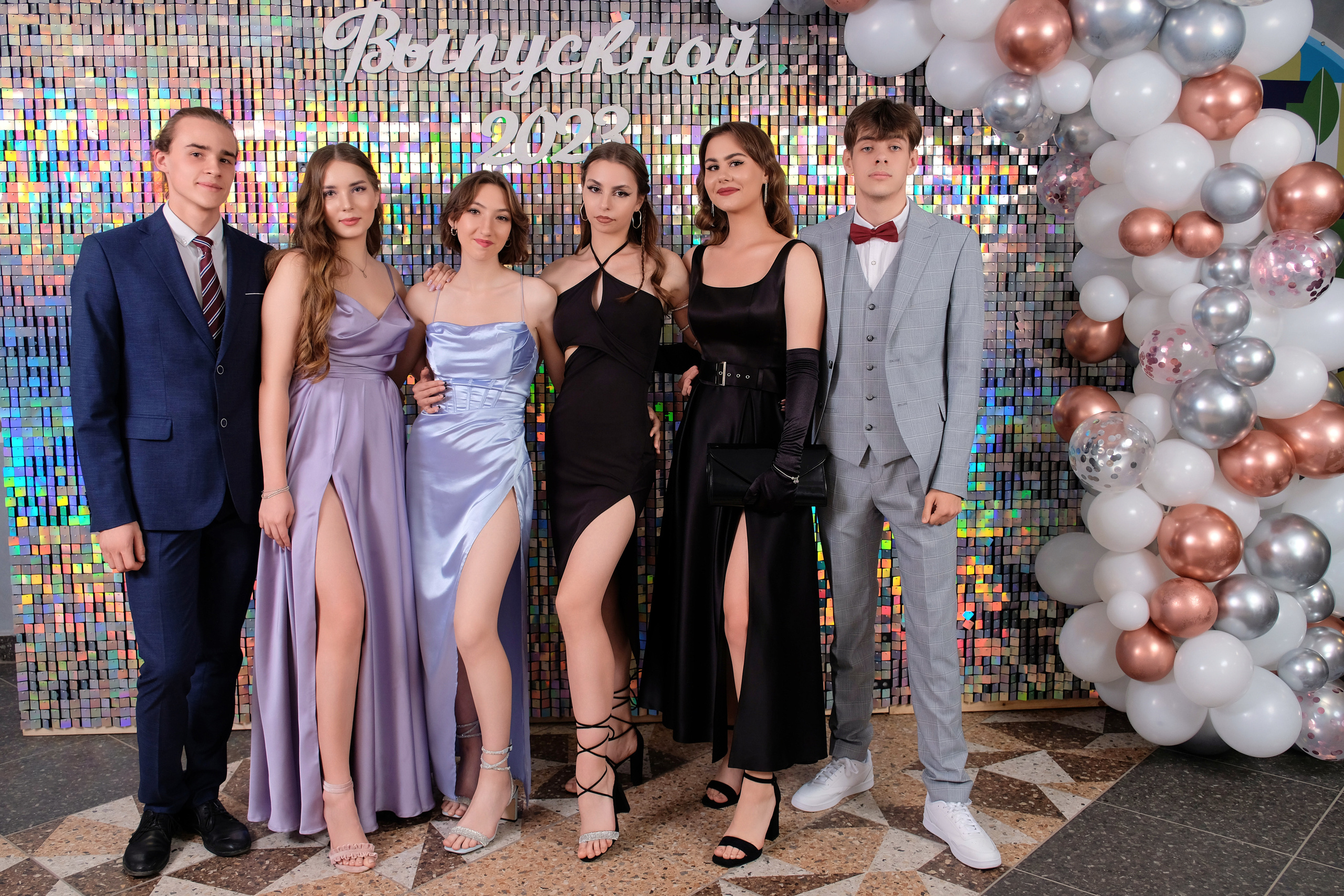 Выпускной 25 гимназии г. Минска. Репортажный фотограф Дмитрий Литвинский. Минск, Беларусь, мир