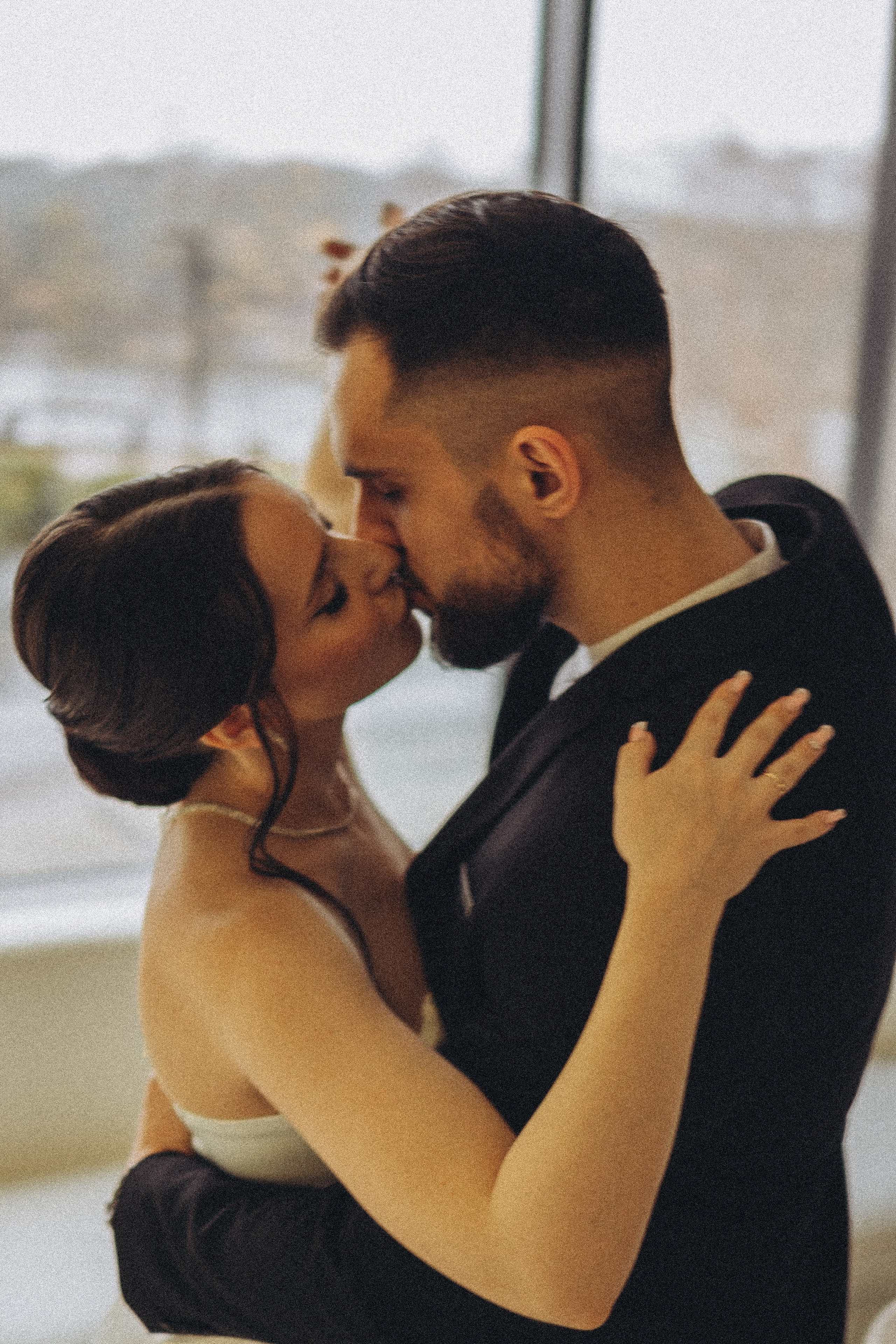 СВАДЕБНАЯ СЬЕМКА СБОРОВ ЖЕНИХА И НЕВЕСТЫ В ОТЕЛЕ И ТАКЖЕ ФОТОСЕССИИЯ В ОТЕЛЕЕ МЕГАПОЛИС БРЯНСК. Профессиональный фотограф, Санкт-Петербург — Виктория Богомолова