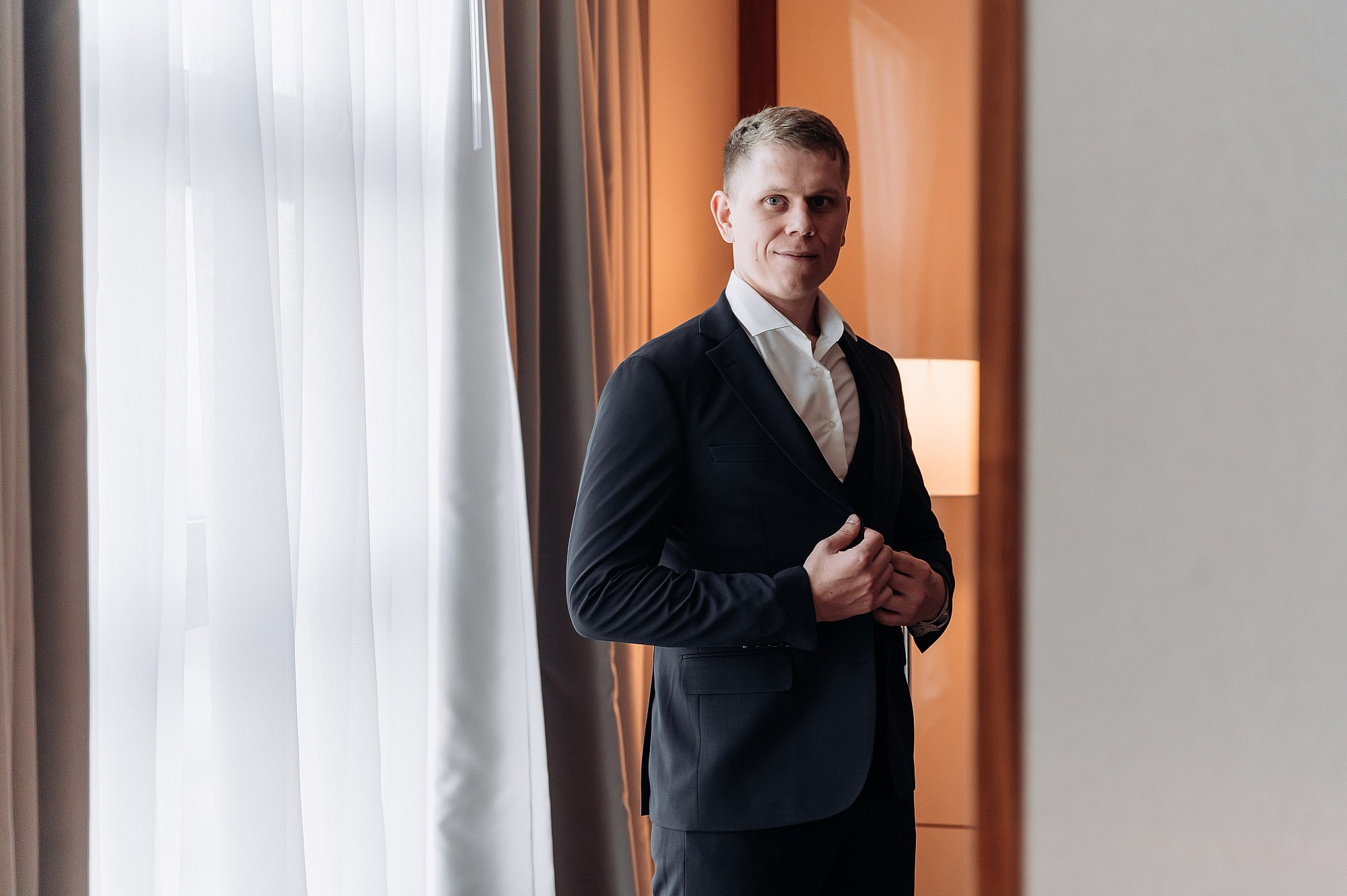 Денис и Екатерина ВДНХ. Свадебный фотограф в Дубне Алексей Фонарёв