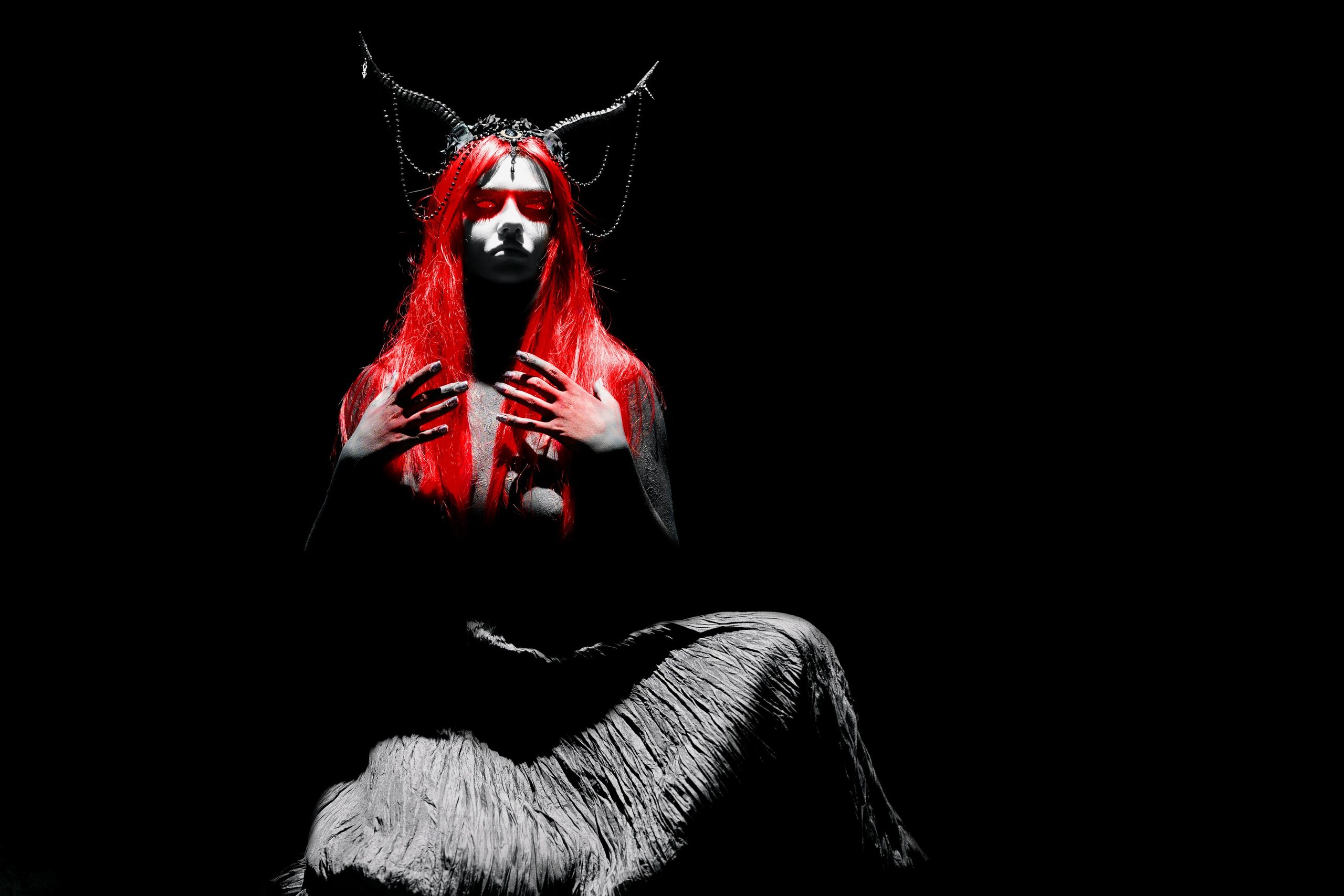 Студийный бодиарт в Москве. Портретный фотограф в Москве Владислав Каданцев