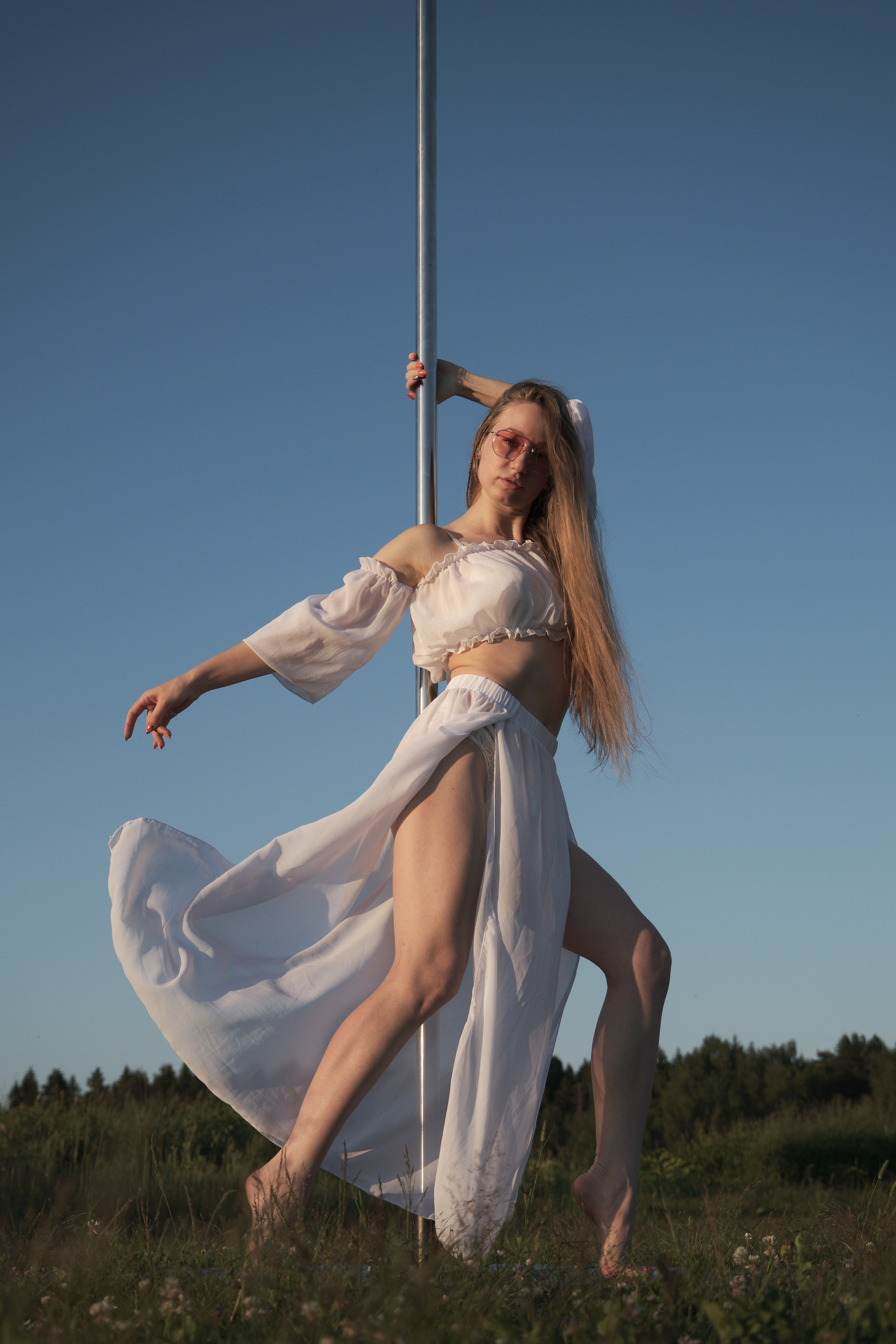 Классические и творческие портретные съёмки для девушек