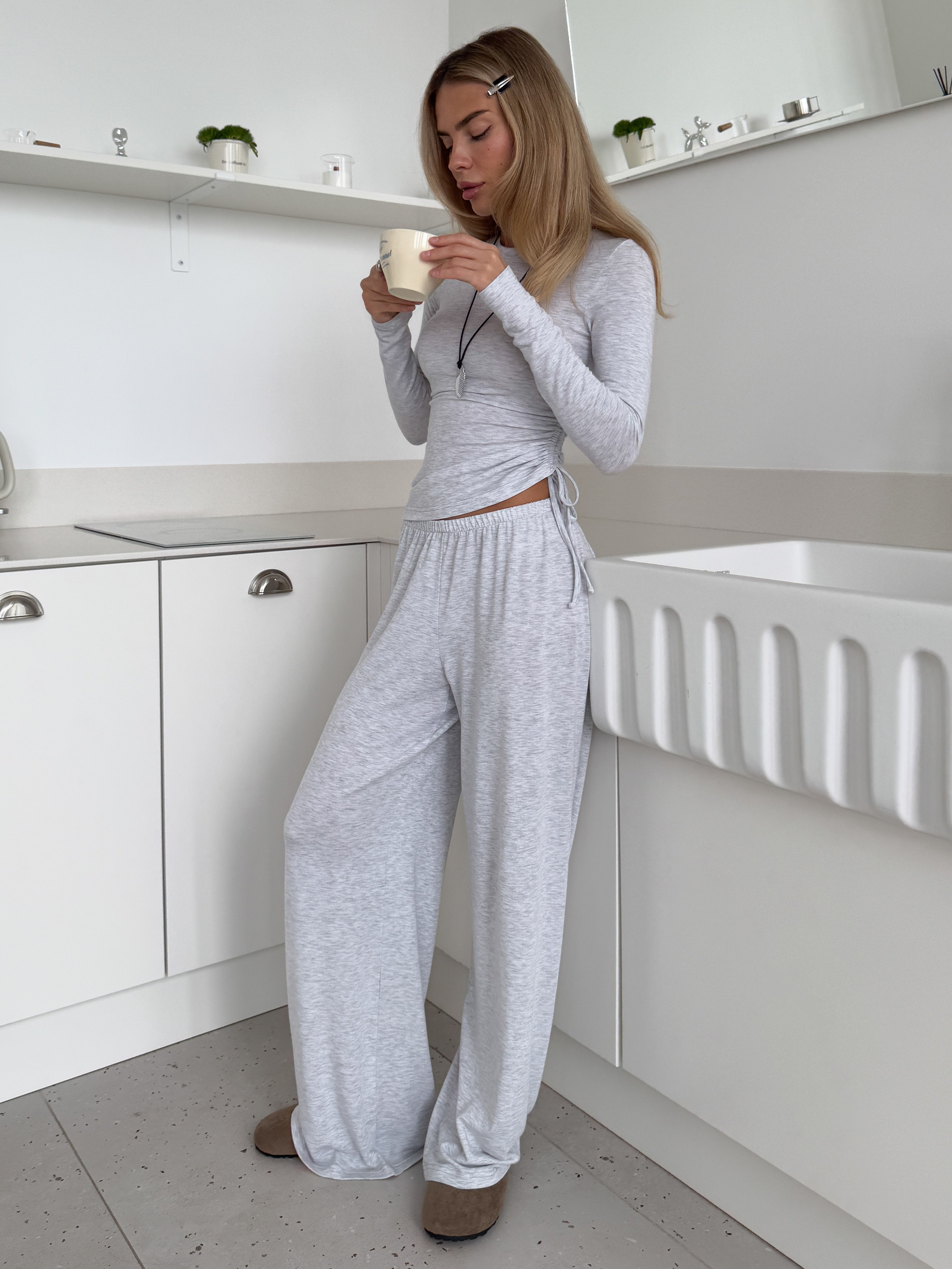 Hush mood. Фотограф для брендов и индивидуальных фотосессий в Москве