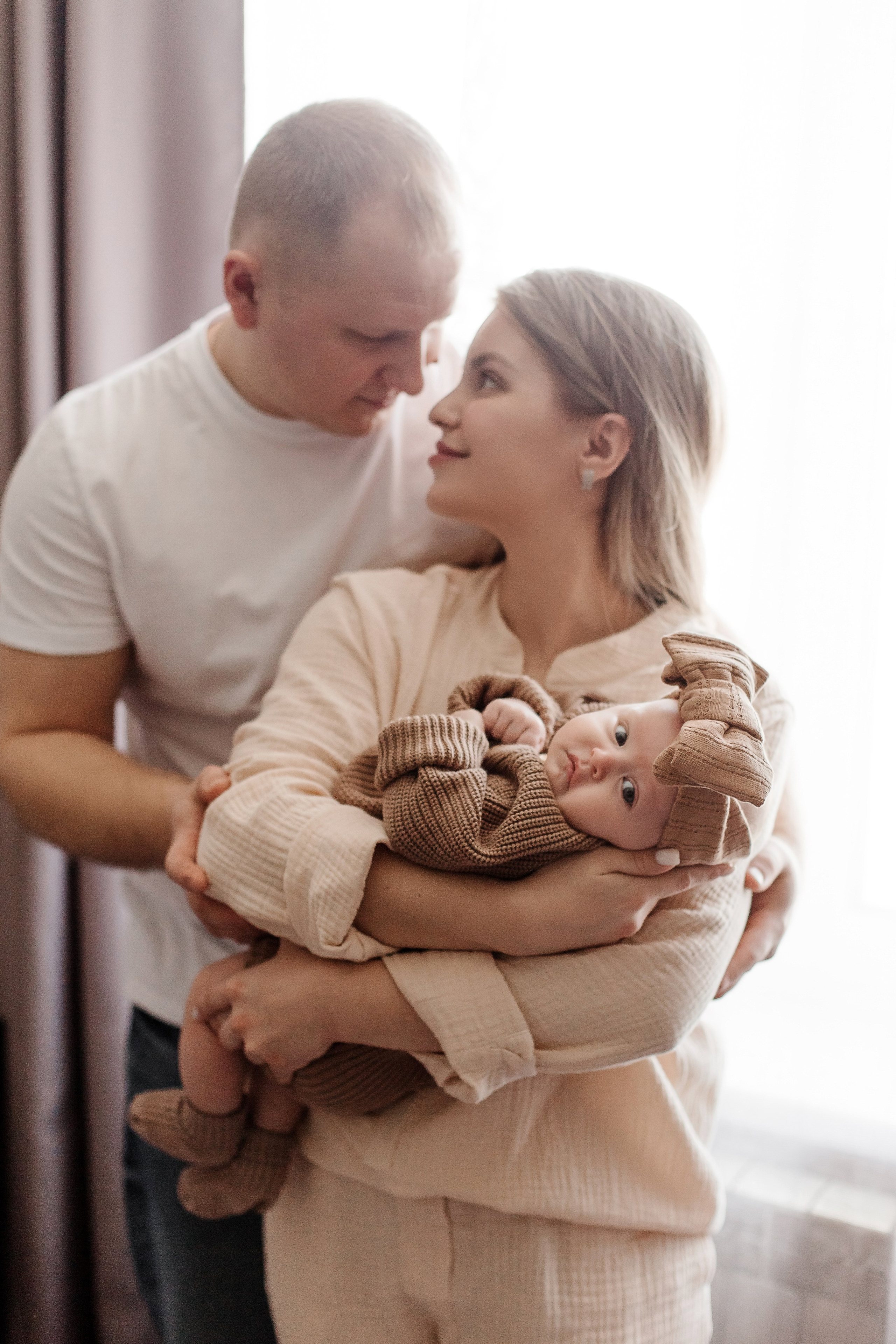 Юлия, Виталий и Ульяна. Свадебный и семейный фотограф Александра Кос