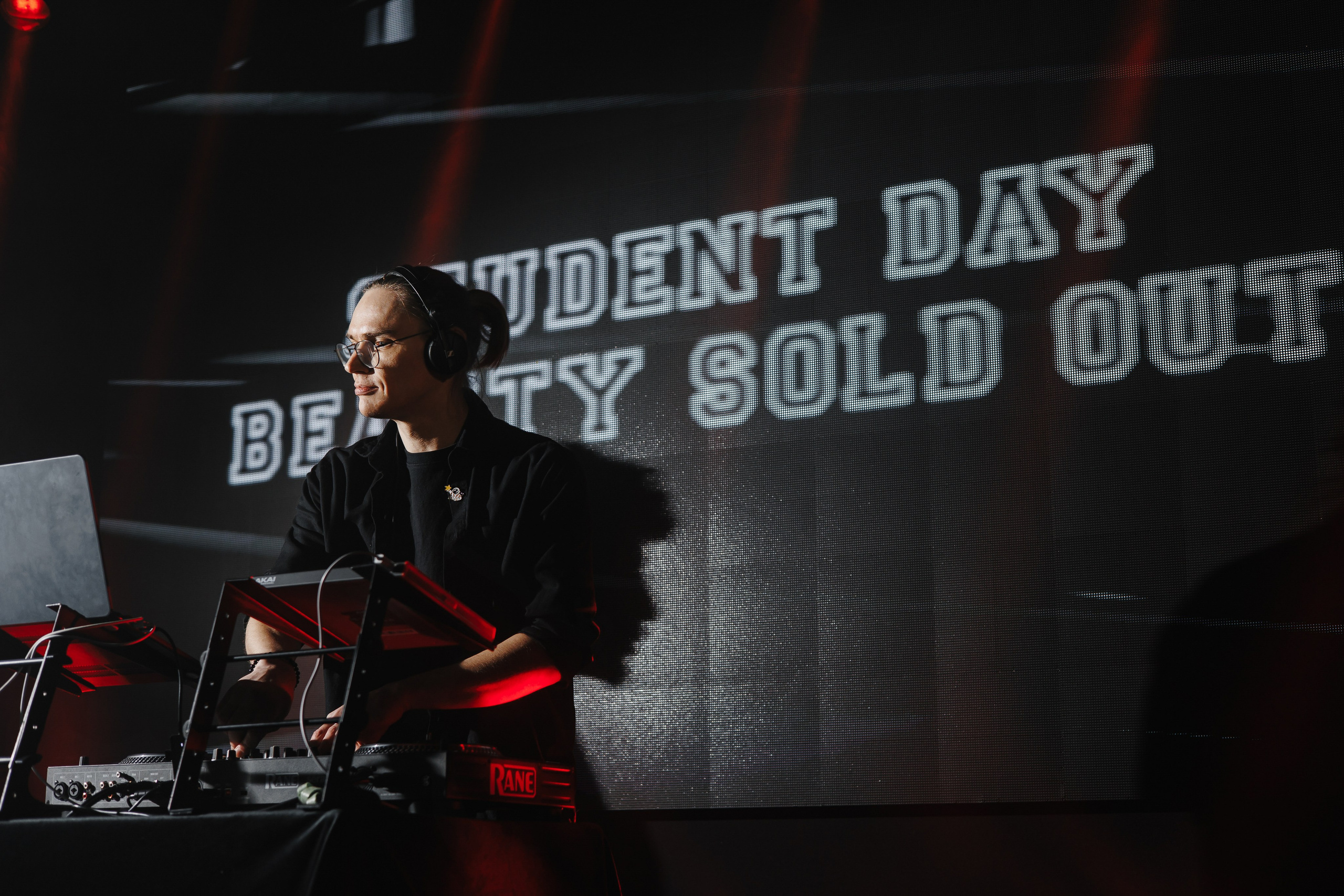 Beauty Sold Out Student Day. Wedding and Reportage photographer Marmarov Christya