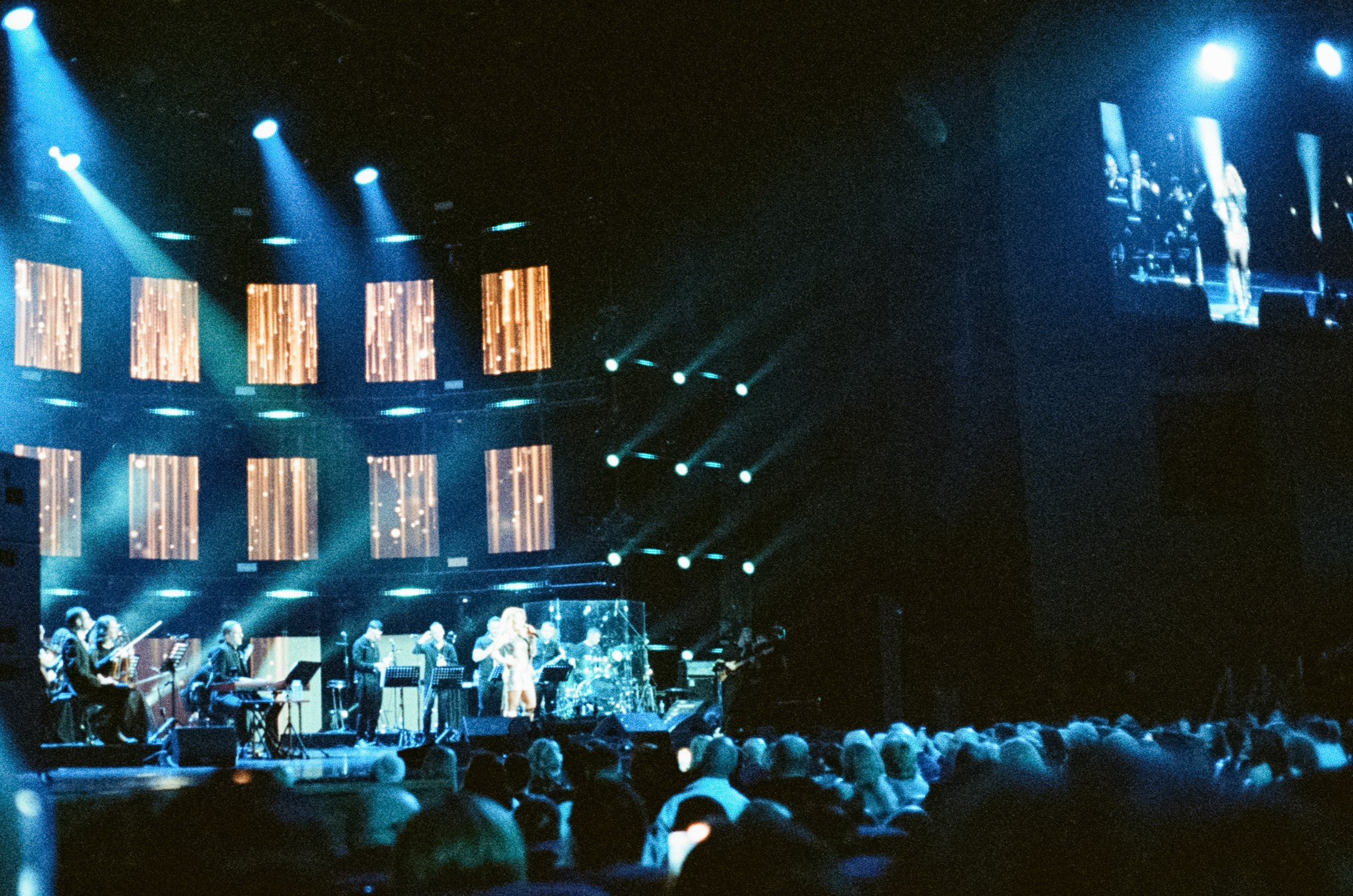 Концерт Любовь Успенская Крокус Сити Холл и Консерватория