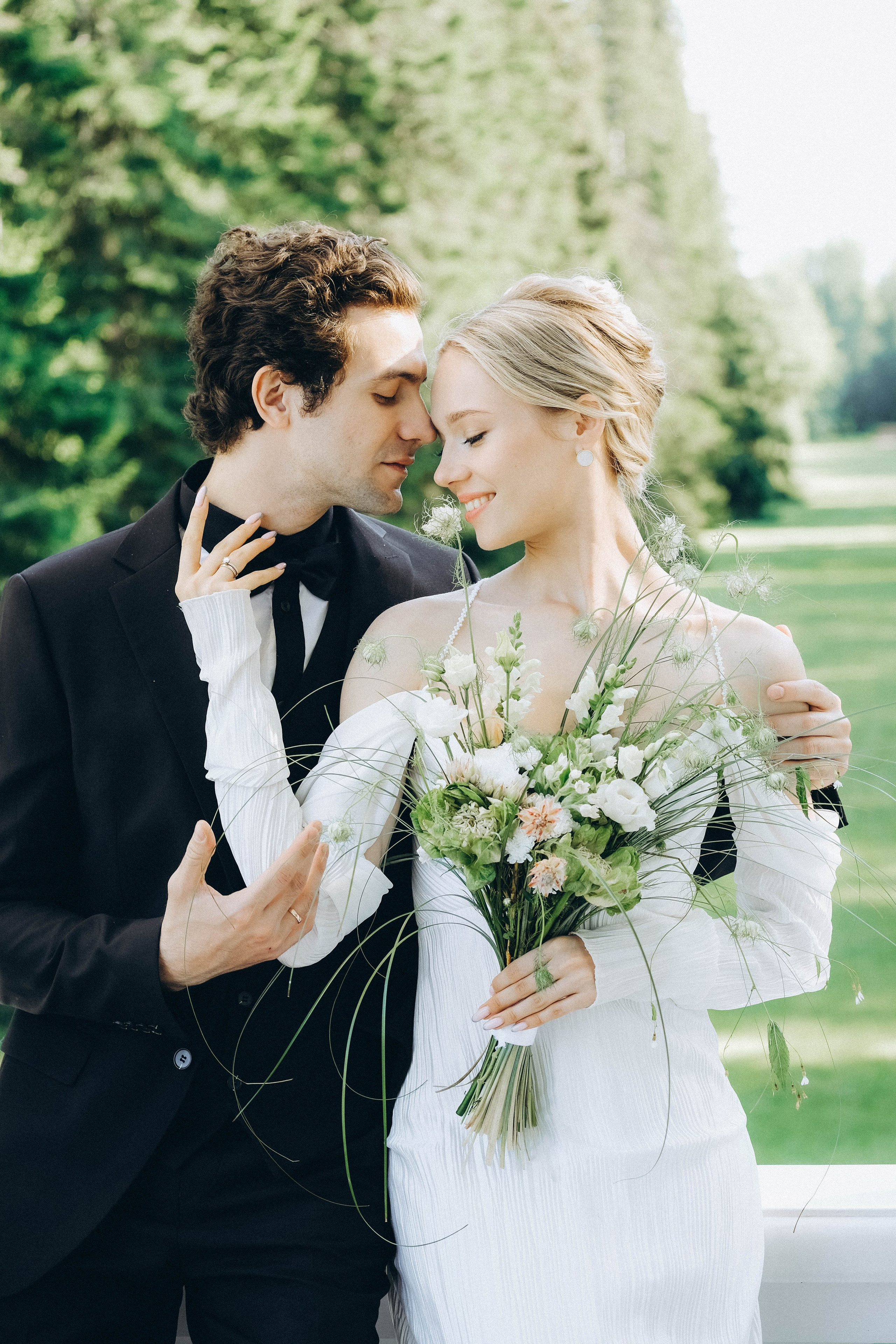 СВАДЕБНАЯ СЬЕМКА В ПАРКЕ ОРАНИЕНБАУМ. Профессиональный фотограф, Санкт-Петербург — Виктория Богомолова