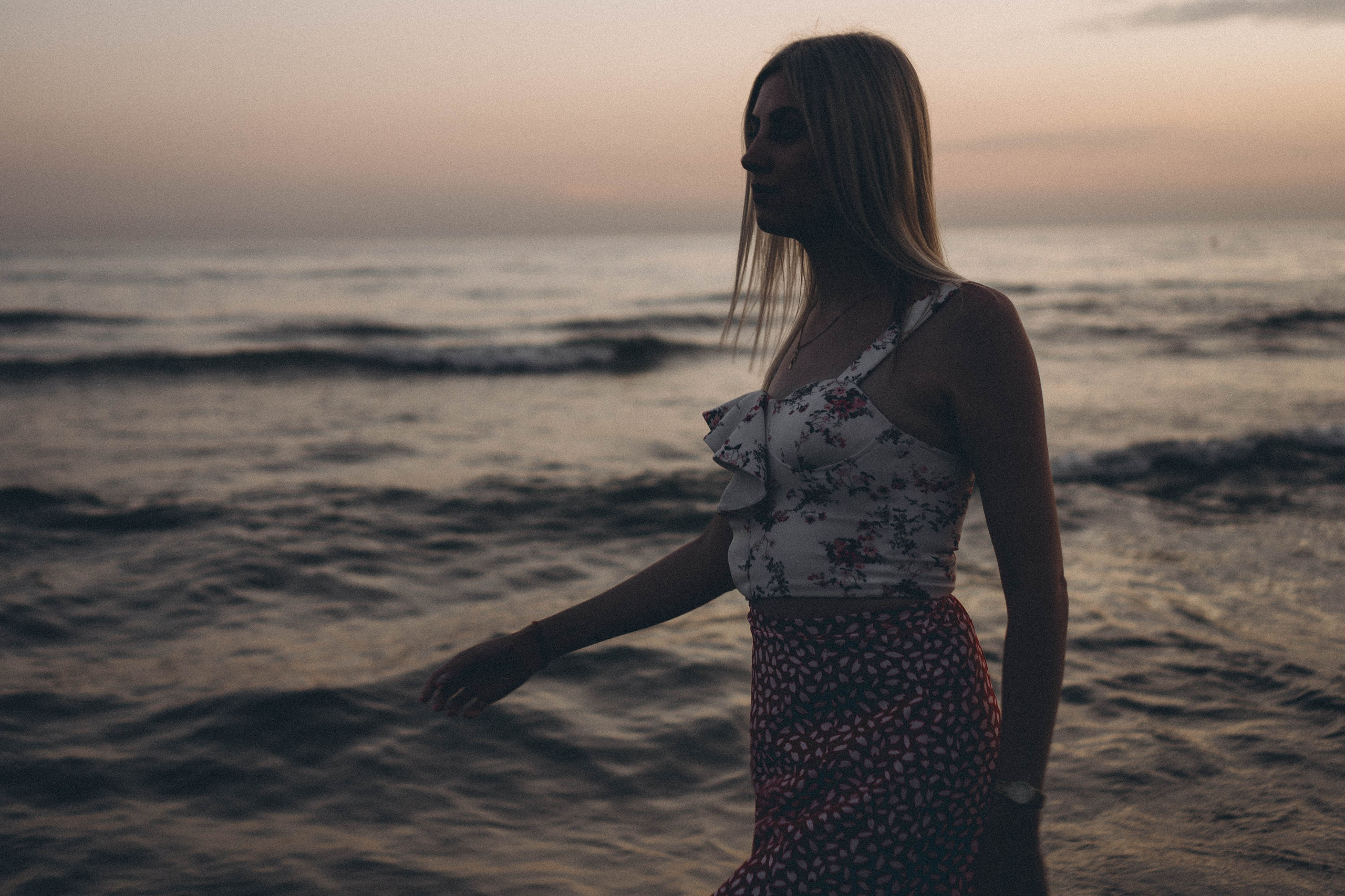 Июльский вечер на берегу черного моря. Профессиональный фотограф, Санкт-Петербург — Виктория Богомолова