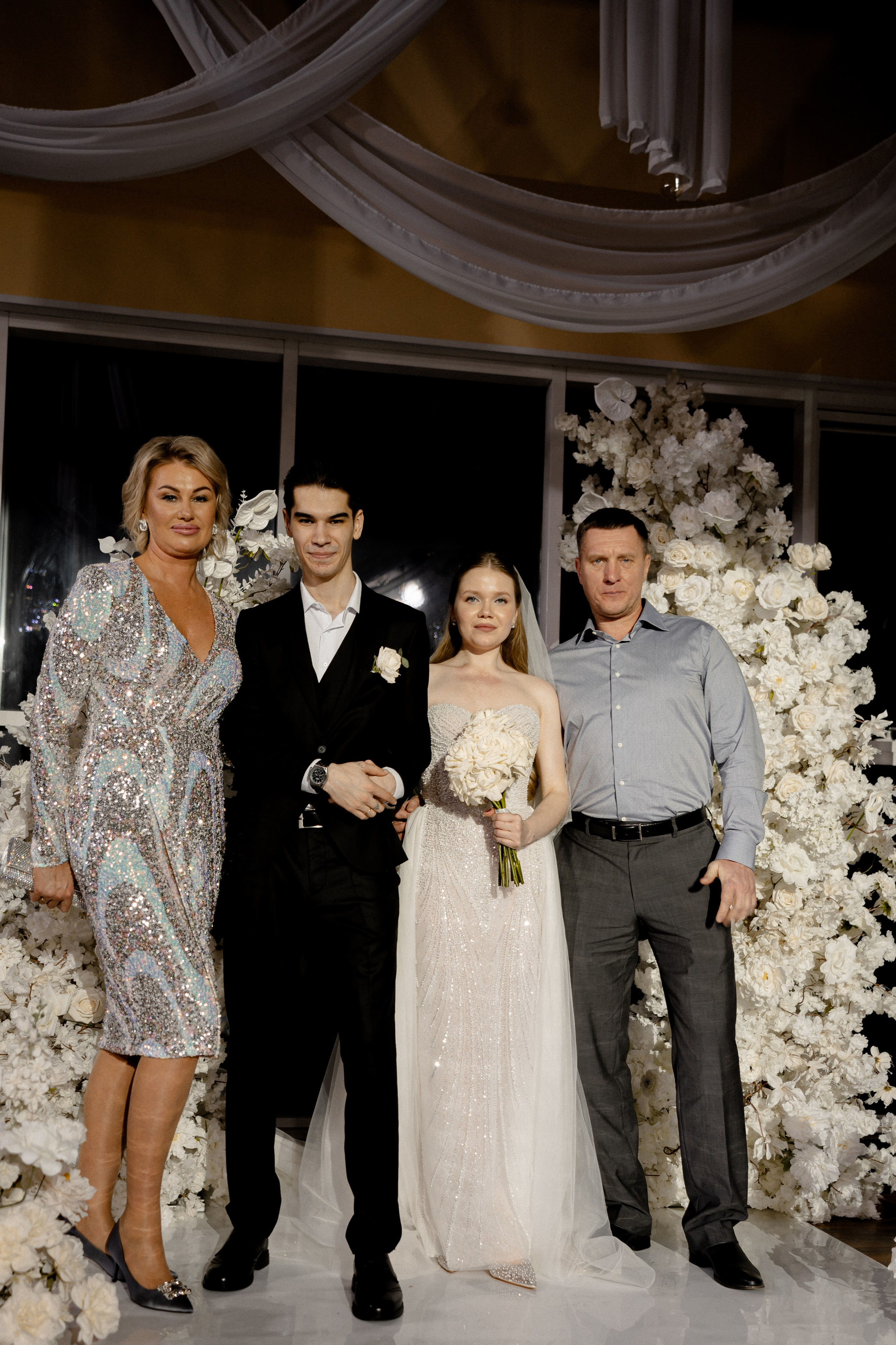 СВАДЕБНАЯ СЬЕМКА СБОРОВ В ОТЕЛЕ И ВЫЕЗД НА ЦЕРЕМОНИЮ (СНЯТО В СИБИРЕ В НИЖНЕВАРТОВСКЕ). Профессиональный фотограф, Санкт-Петербург — Виктория Богомолова