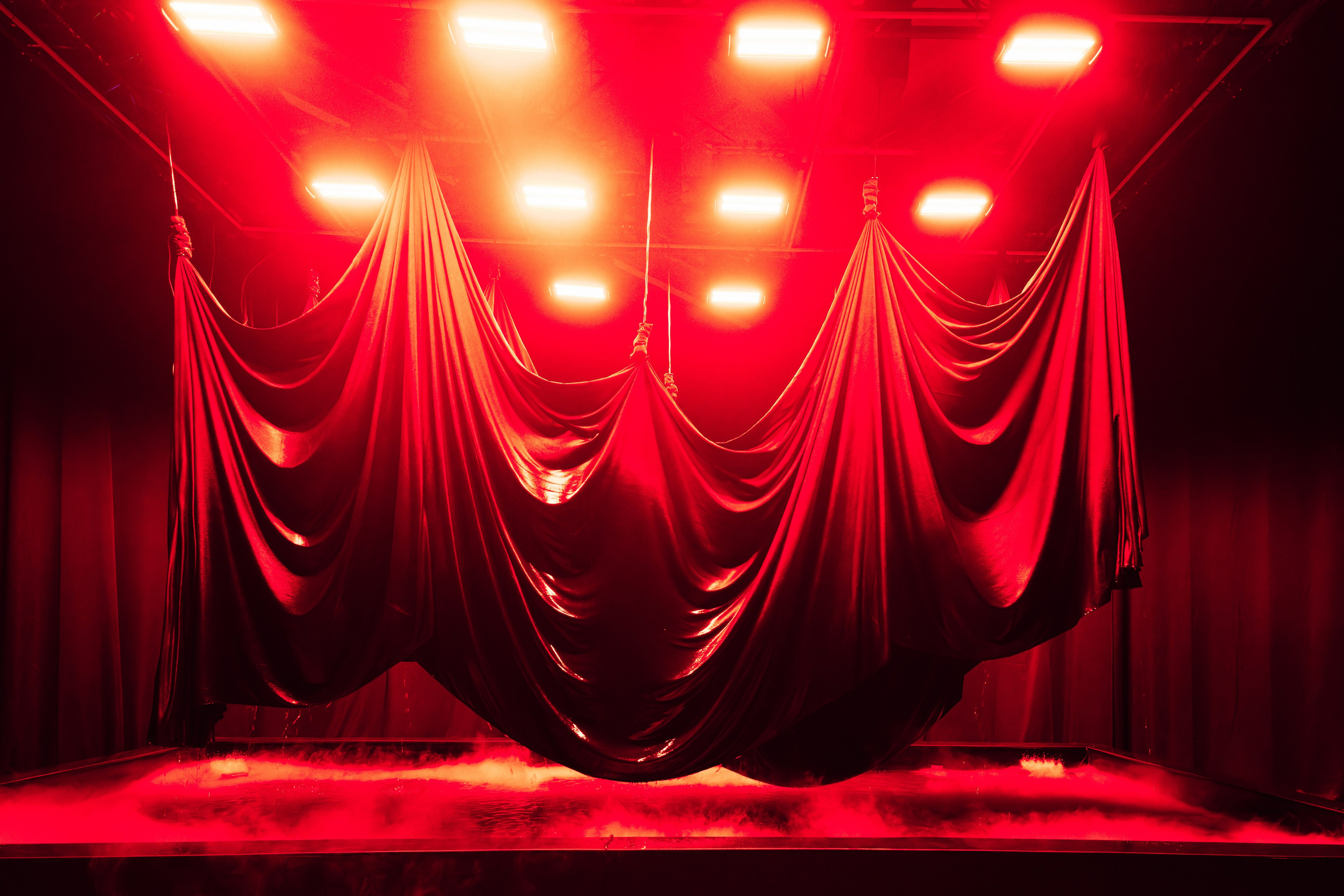 INTERVALS.EXHIBITION. @tomrus: Рустам Шагиморданов — фотограф