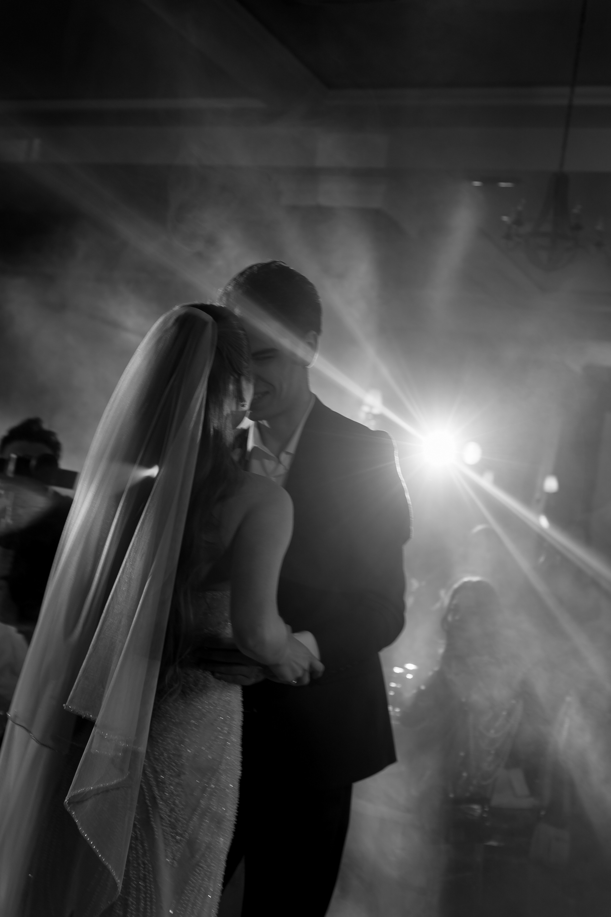 СВАДЕБНАЯ СЬЕМКА СБОРОВ В ОТЕЛЕ И ВЫЕЗД НА ЦЕРЕМОНИЮ (СНЯТО В СИБИРЕ В НИЖНЕВАРТОВСКЕ). Профессиональный фотограф, Санкт-Петербург — Виктория Богомолова