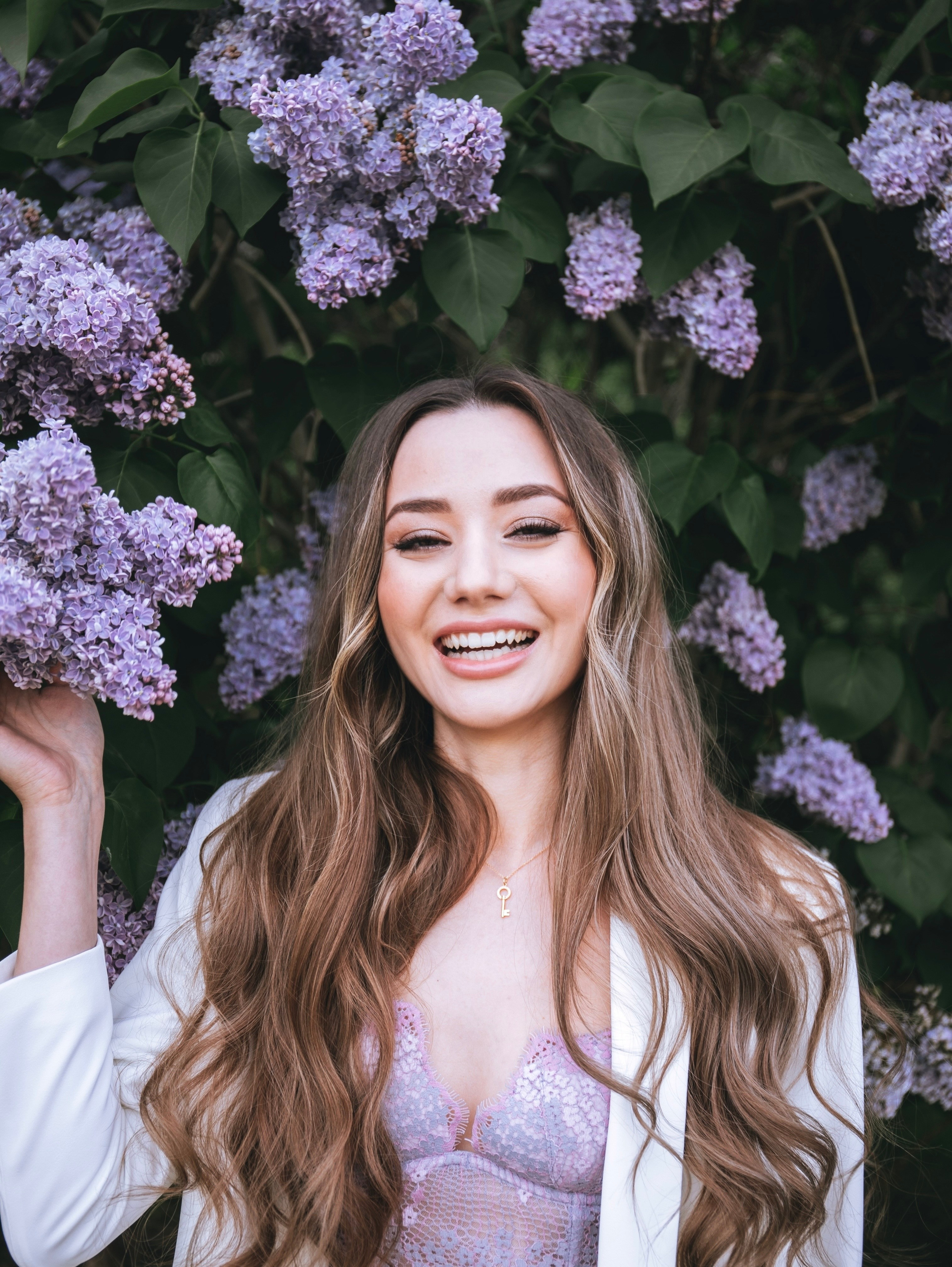 Цветение сирени на ВДНХ. Свадебный и семейный фотограф в Москве Мила Широких