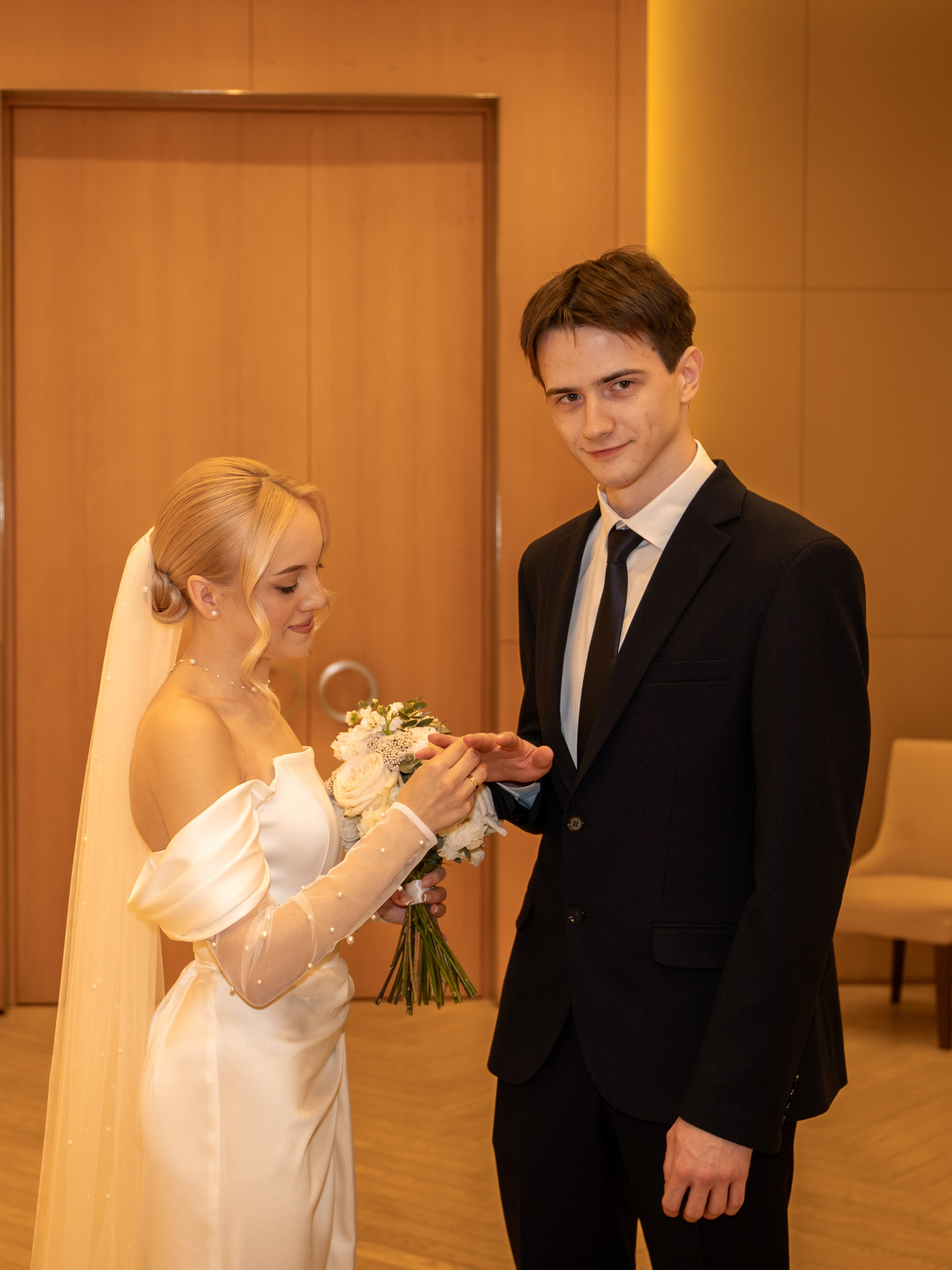 Илья&София (ЗАГС, прогулка, фотостудия). Свадебный и семейный фотограф в Москве Мила Широких