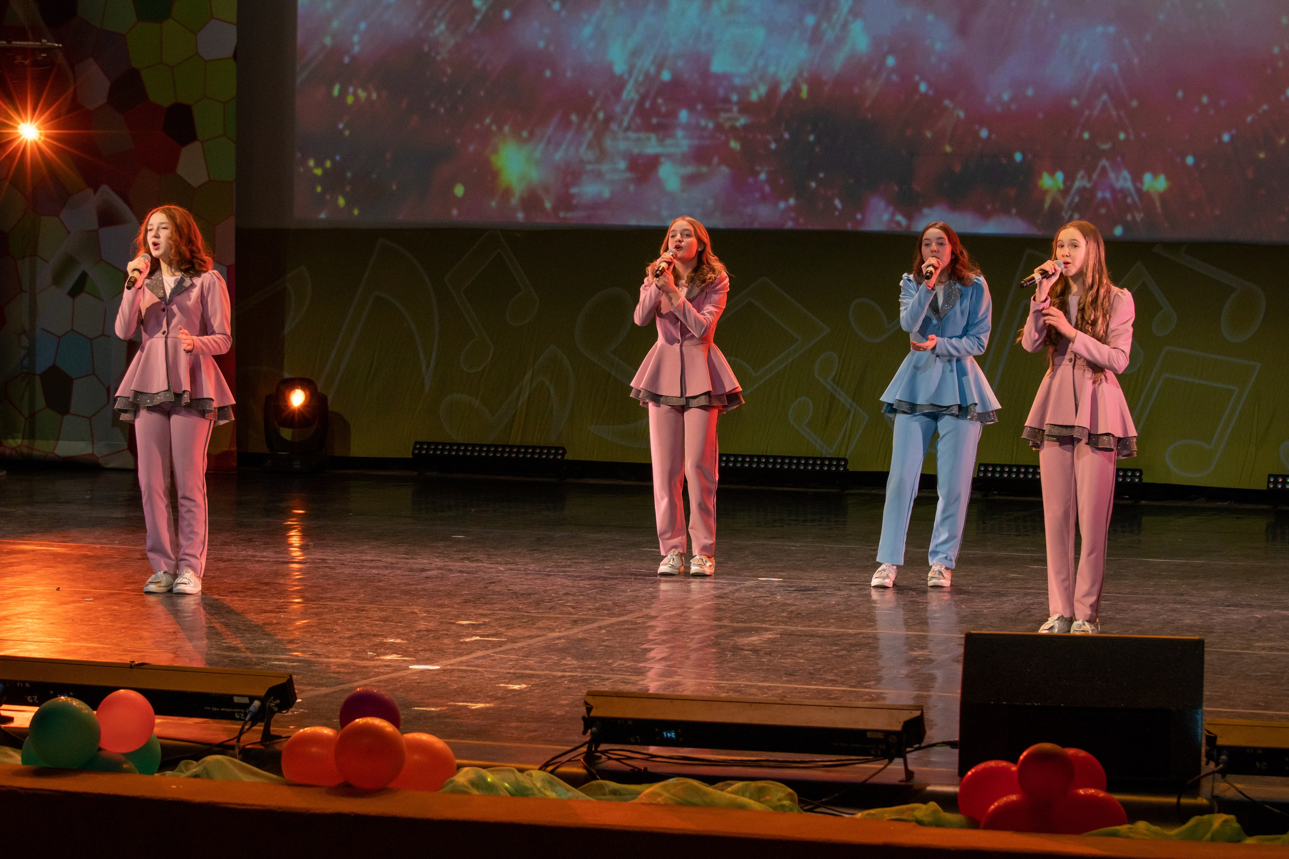 Съёмка концерта для Домисольки, большой концертный зал Космос. «Студия DRONAVT`s» — видеосъёмка и фотография г. Москва