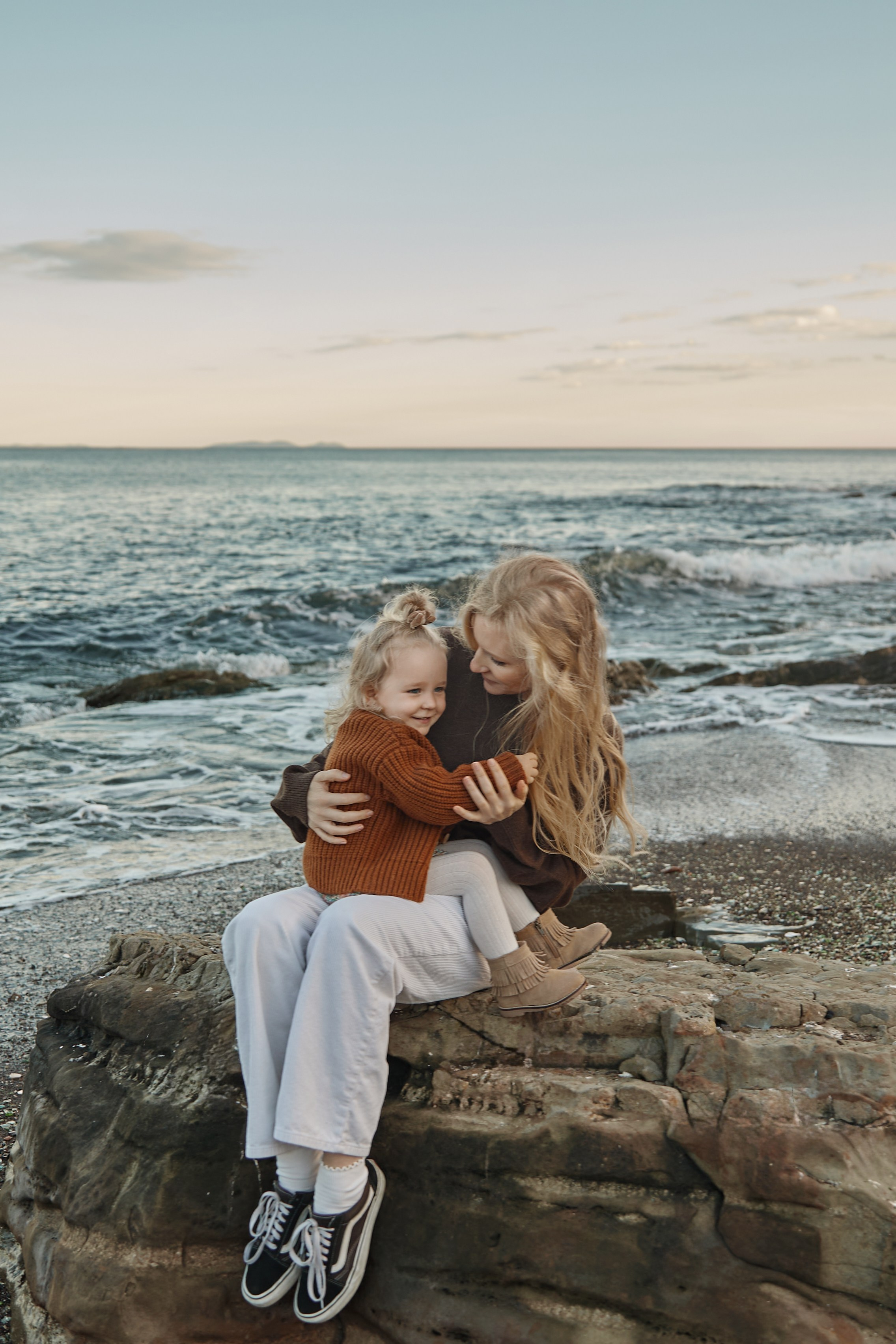 Люба с семьей. Фотограф женского портрета, беременности и материнства Харькова Елена