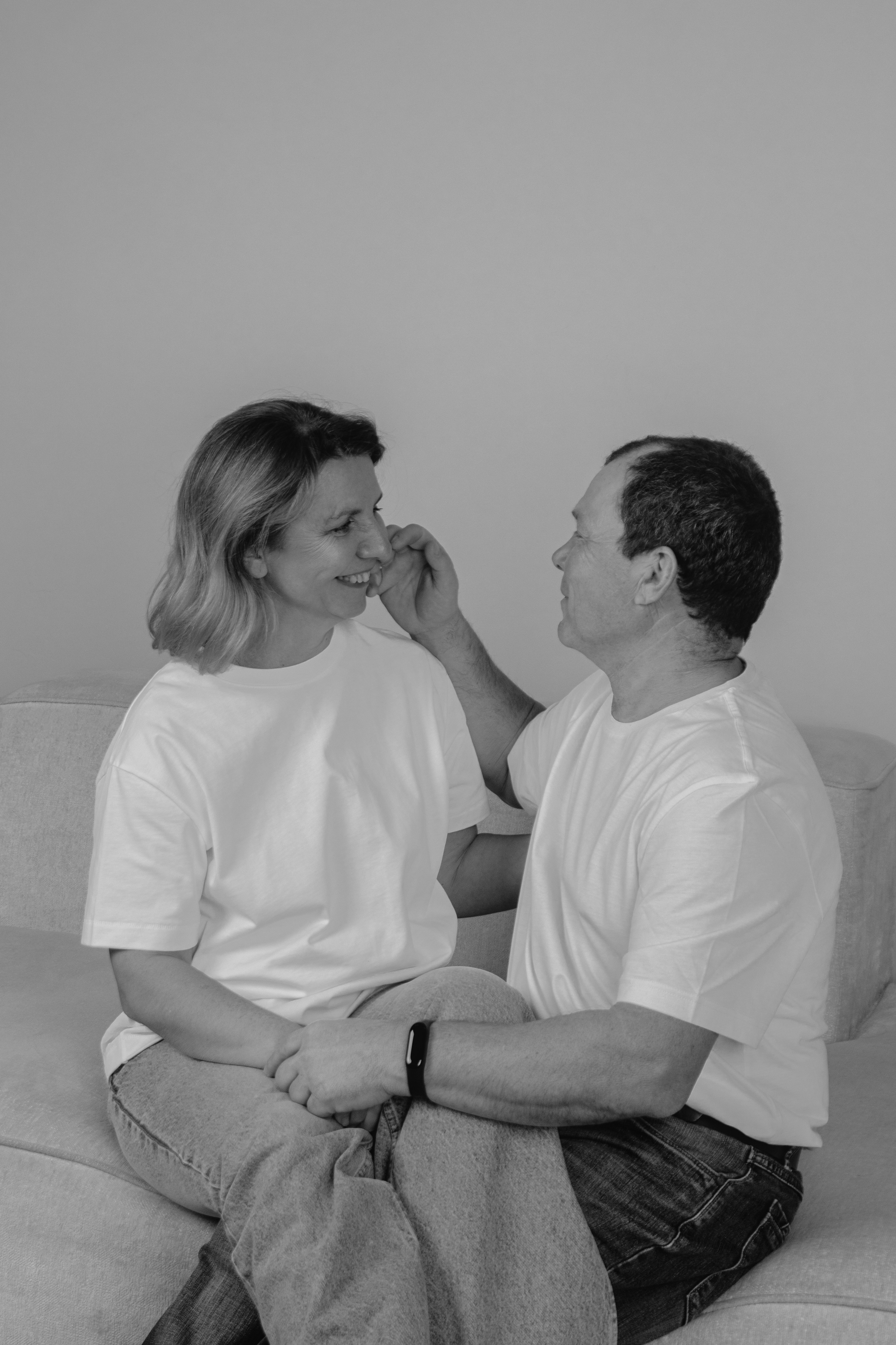 ЧБ фотосессия родителей на годовщину