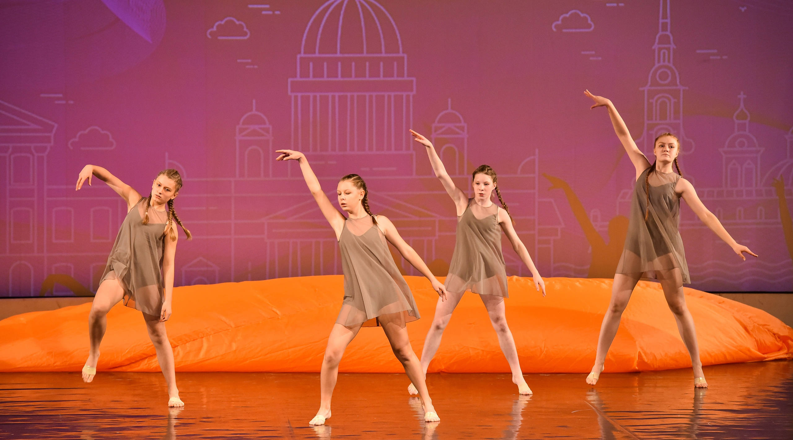 01.12.2024 Фестиваль хореографического искусства «АРТ-КОМПАС. СЕВЕРО-ЗАПАД» г. Спб. Медиастудия Фото Концепт