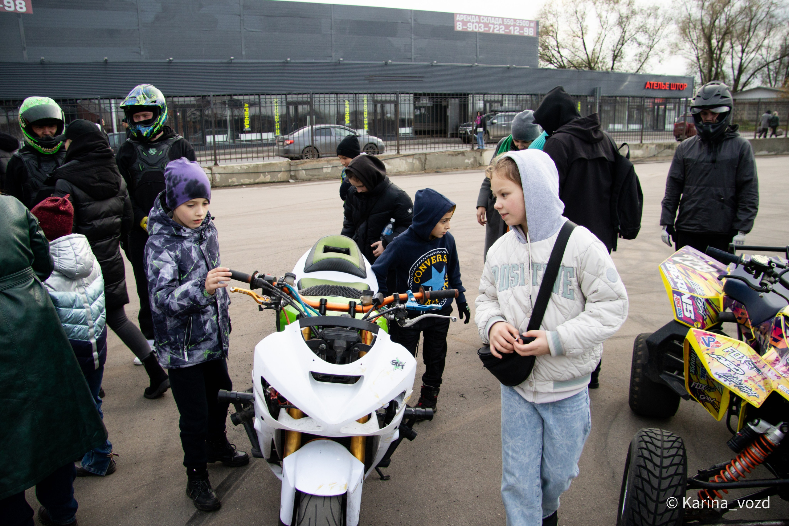 Выступление команды МОТО ШОУ SMT (Стантрайдинг, мотошоу). Репортажный фотограф в Москве и Зеленограде Karina-vozd