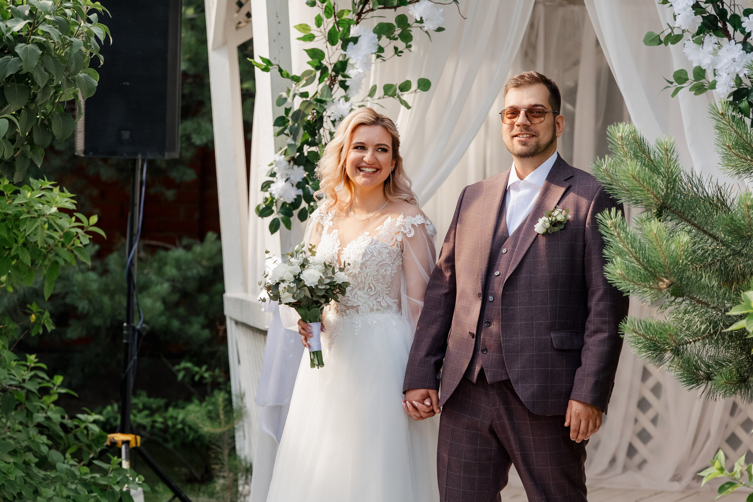 Максим и Юля. Дом офицеров. Свадебный фотограф в Хабаровске