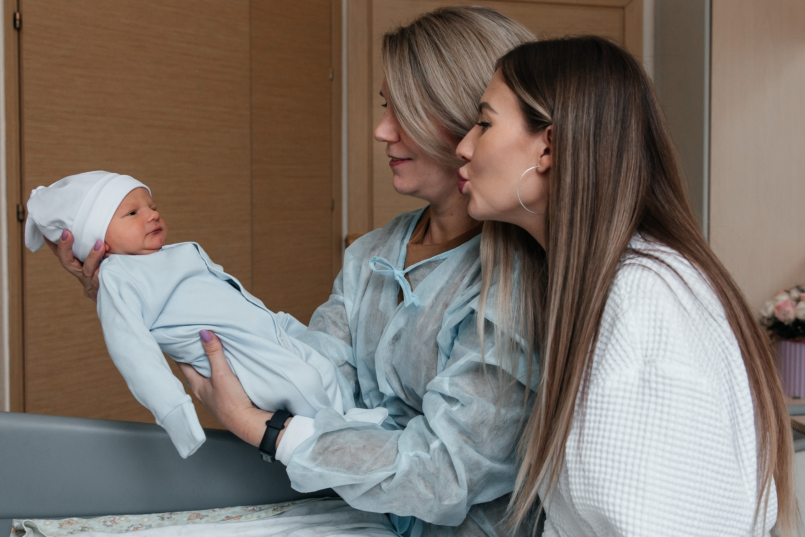 Выписка из роддома. Фотограф на Крещение и Венчание, Анна Щебетова, Новосибирск