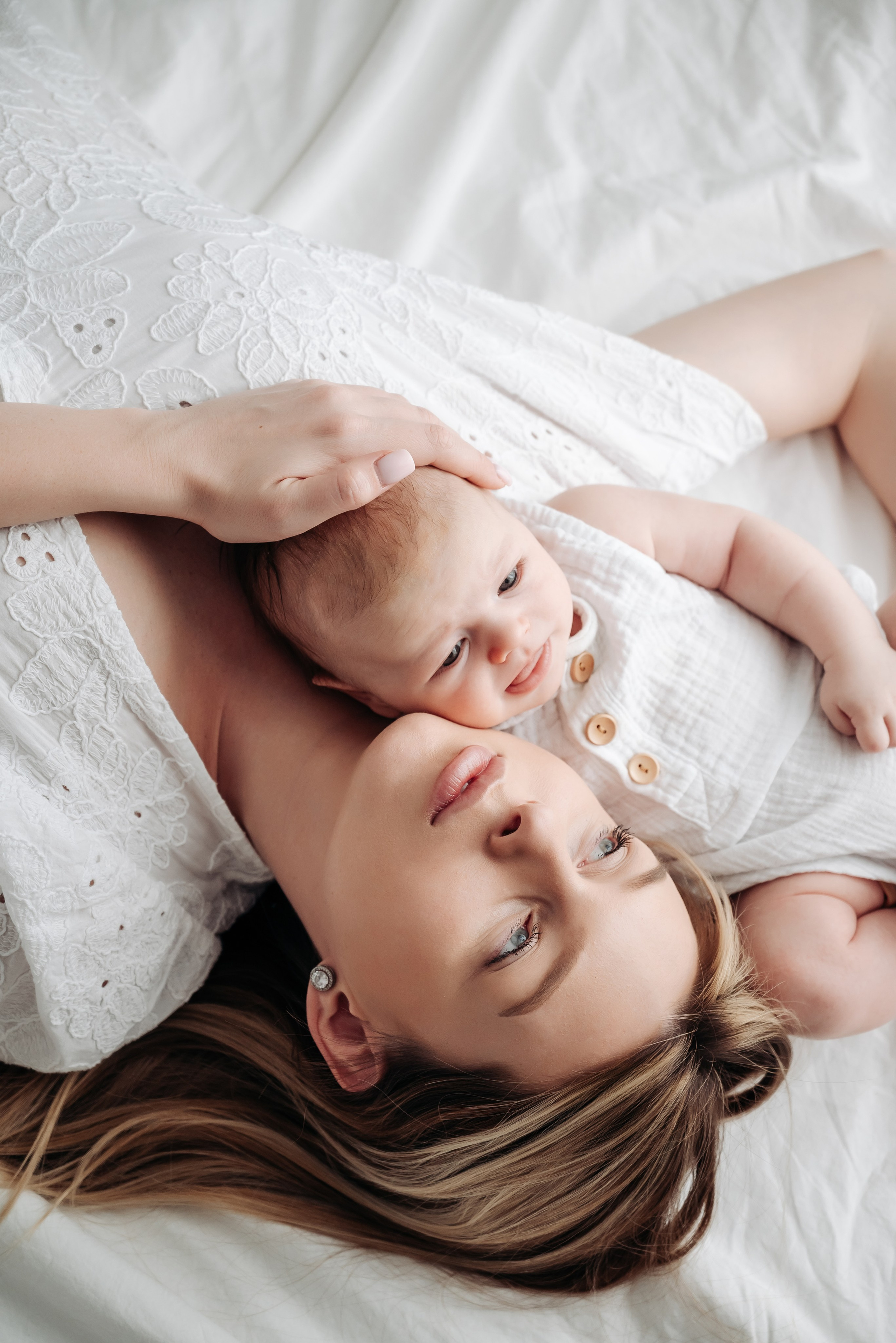 Newborn. Фотограф Татьяна Ульянова. Съёмка выписки из роддома, Таинства Крещения