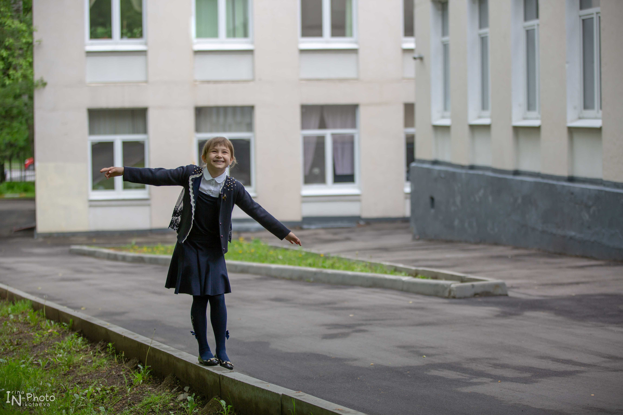 Индивидуальная школьная фотосессия. Школьный и детсадовский фотограф Москва. Детский фотограф