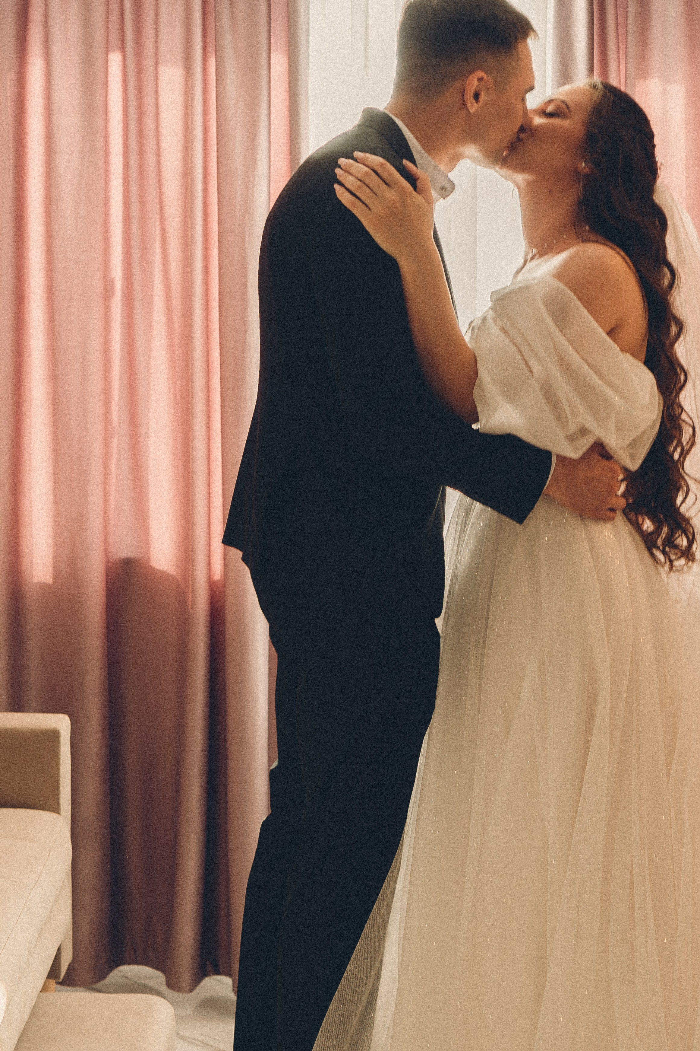 СВАДЕБНАЯ СЬЕМК В ПАРКЕ 300-ЛЕТИЯ. Профессиональный фотограф, Санкт-Петербург — Виктория Богомолова