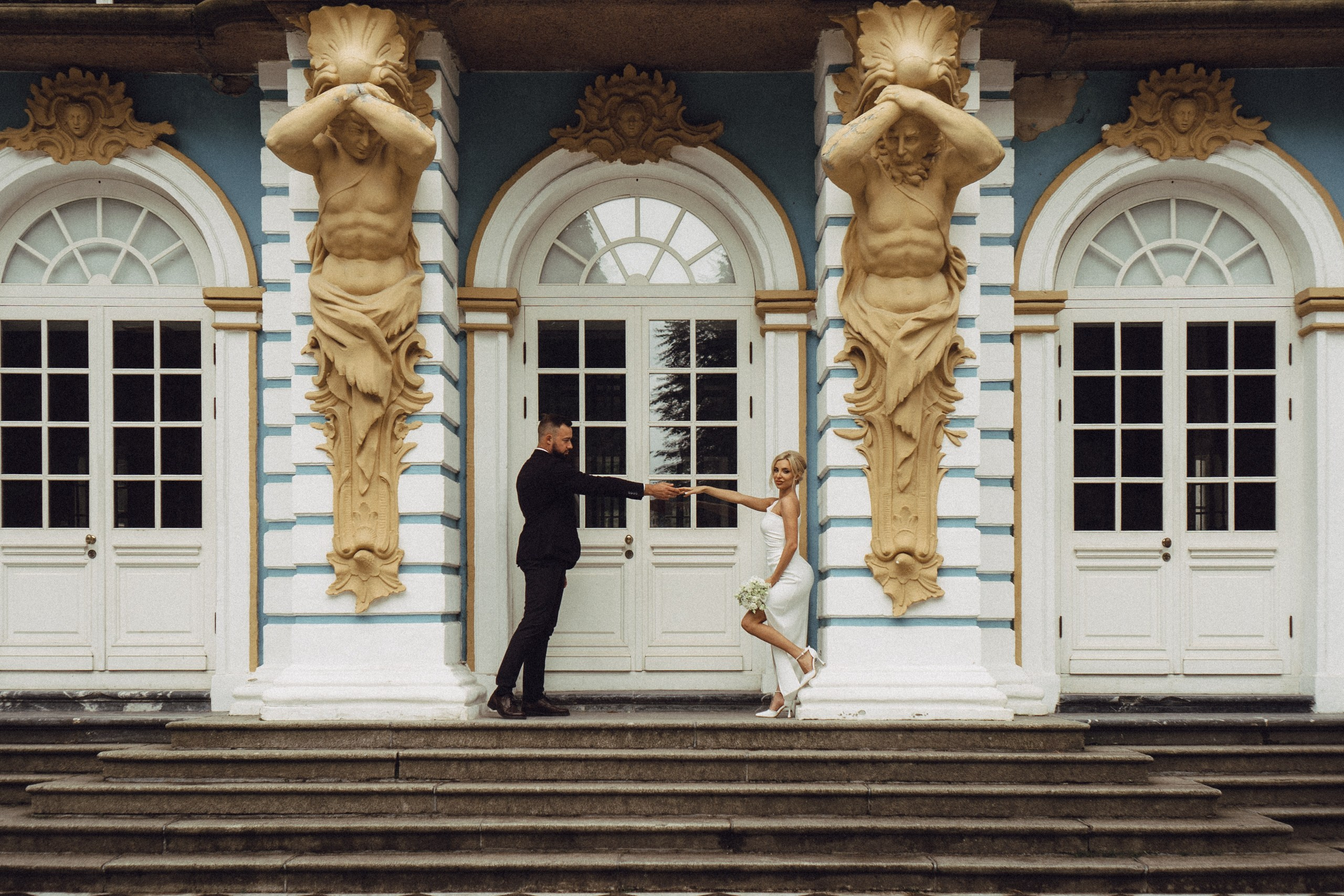 СВАДЕБНАЯ ИСТОРИЯ В ГОРОДЕ ПУШКИН ВОЗЛЕ ЕКАТЕРИНИНСКОГО ДВОРЦА И В ПАРКЕ. Профессиональный фотограф, Санкт-Петербург — Виктория Богомолова