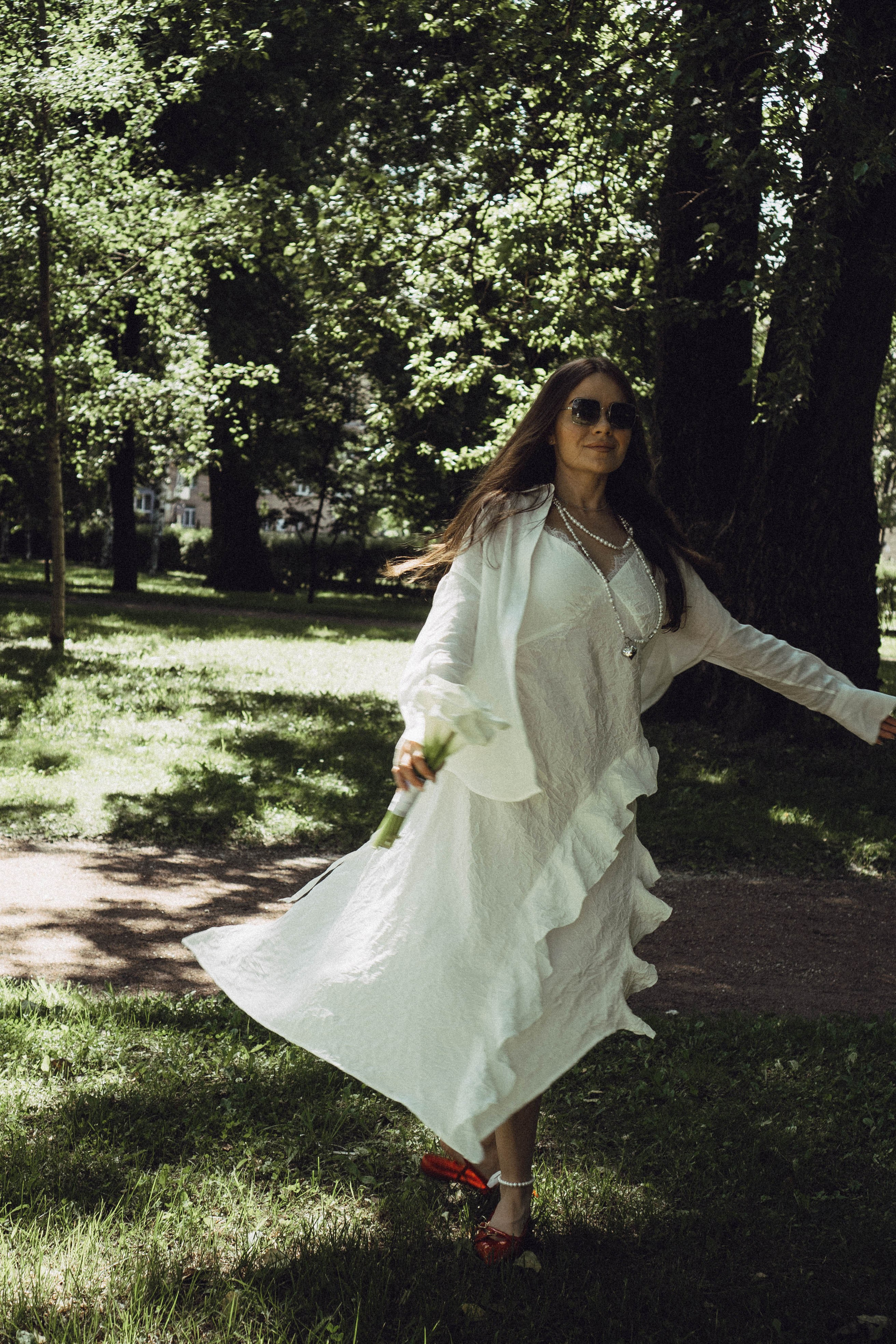 СВАДЕБНАЯ СЬЕМКА В ПАРКЕ ПОБЕДЫ И ПРОГУЛКА ПО МОСКОВСКОМУ ПРОСПЕКТУ. Профессиональный фотограф, Санкт-Петербург — Виктория Богомолова