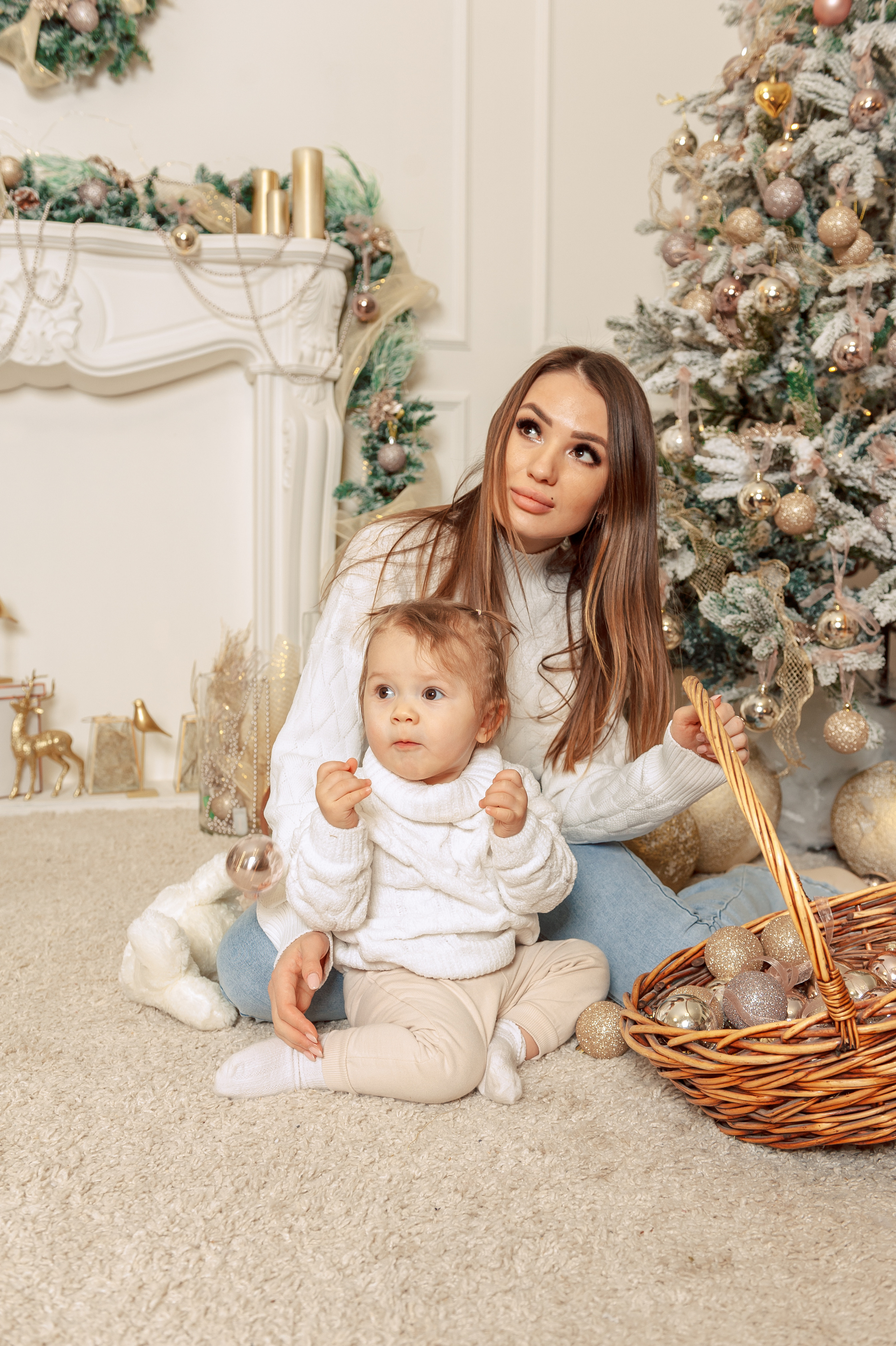 Евгений Виктория и Ева (Небольшая новогодняя фотосессия)