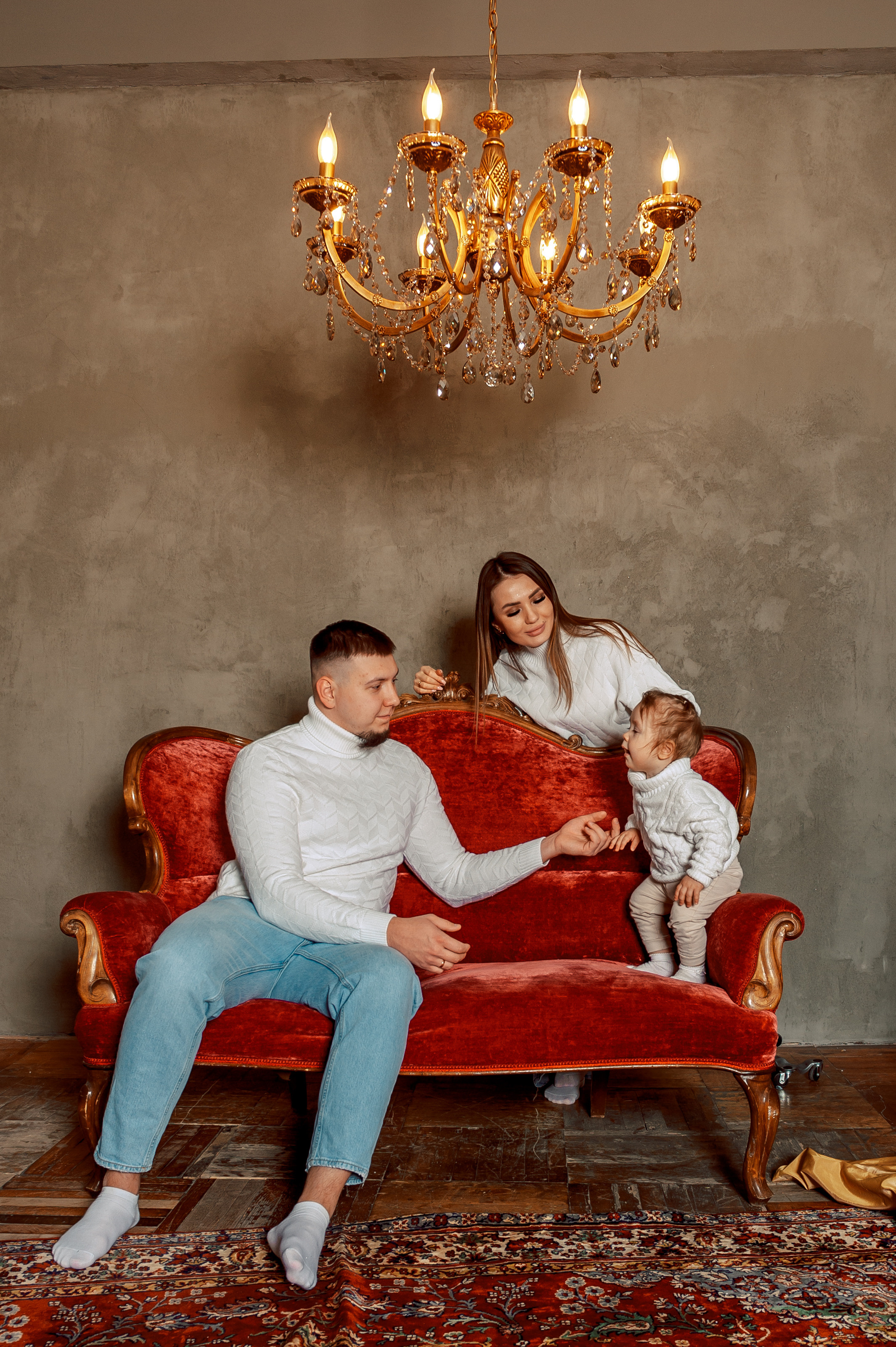 Евгений Виктория и Ева (Небольшая новогодняя фотосессия)