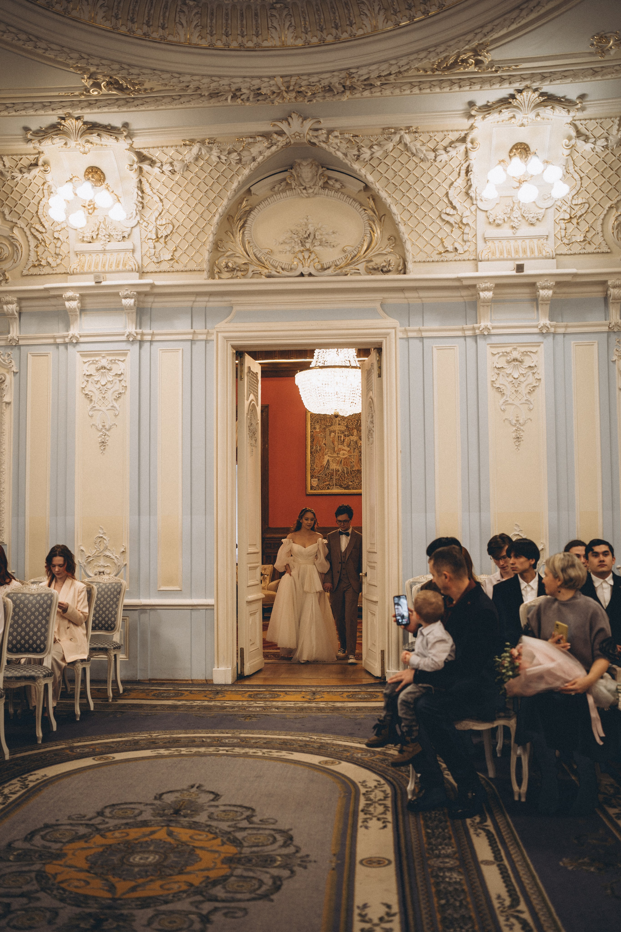 СВАДЕБНАЯ СЬЕМКА ВО ВТОРОМ ДВОРЦЕ С ГОСТЯМИ И ПРОГУЛКА В ТАВРИЧЕСКОМ САДУ. Профессиональный фотограф, Санкт-Петербург — Виктория Богомолова