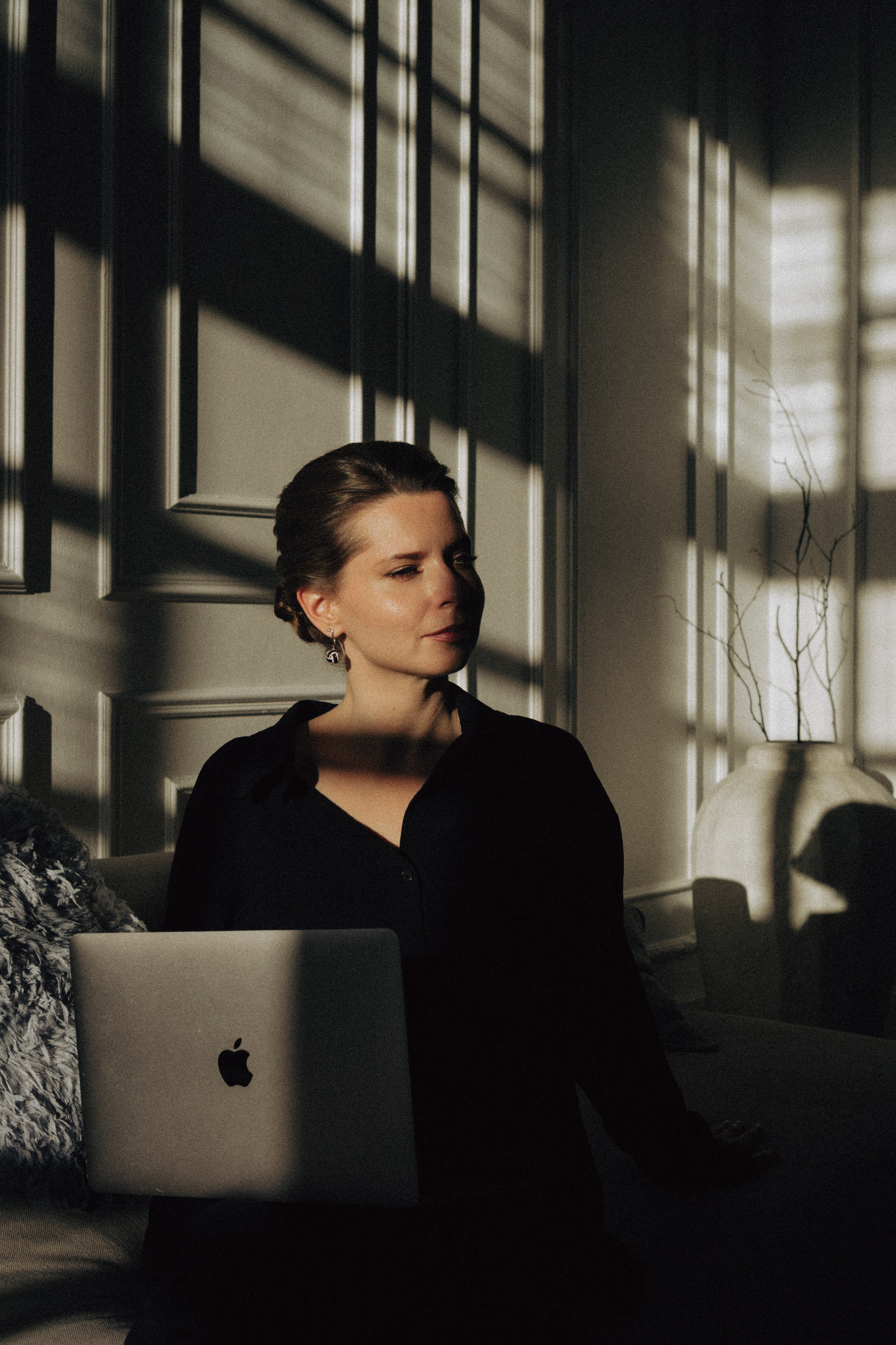 ФОТОСЕСИИЯ В СТУДИИ ДЛЯ ДЕВУШКИ ПСИХОЛОГА. Профессиональный фотограф, Санкт-Петербург — Виктория Богомолова